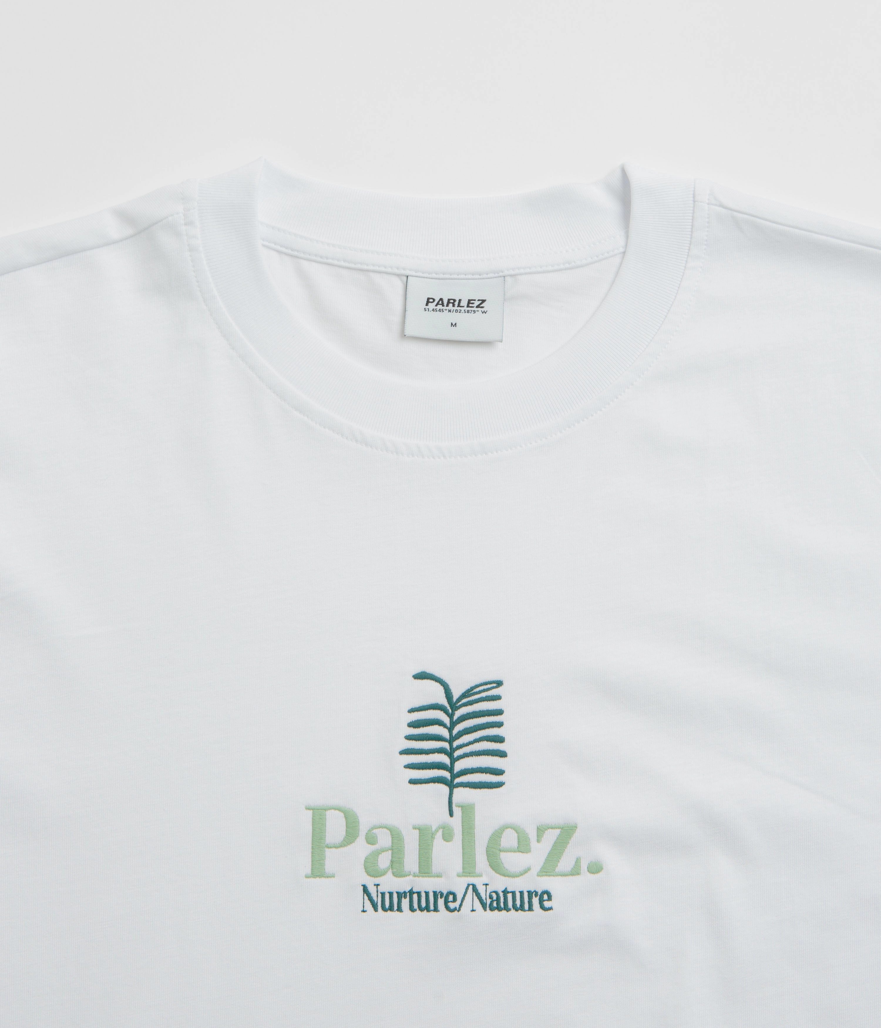 Urban Casual Look Bohemian freedom Parlez Nurture T-Shirt - White