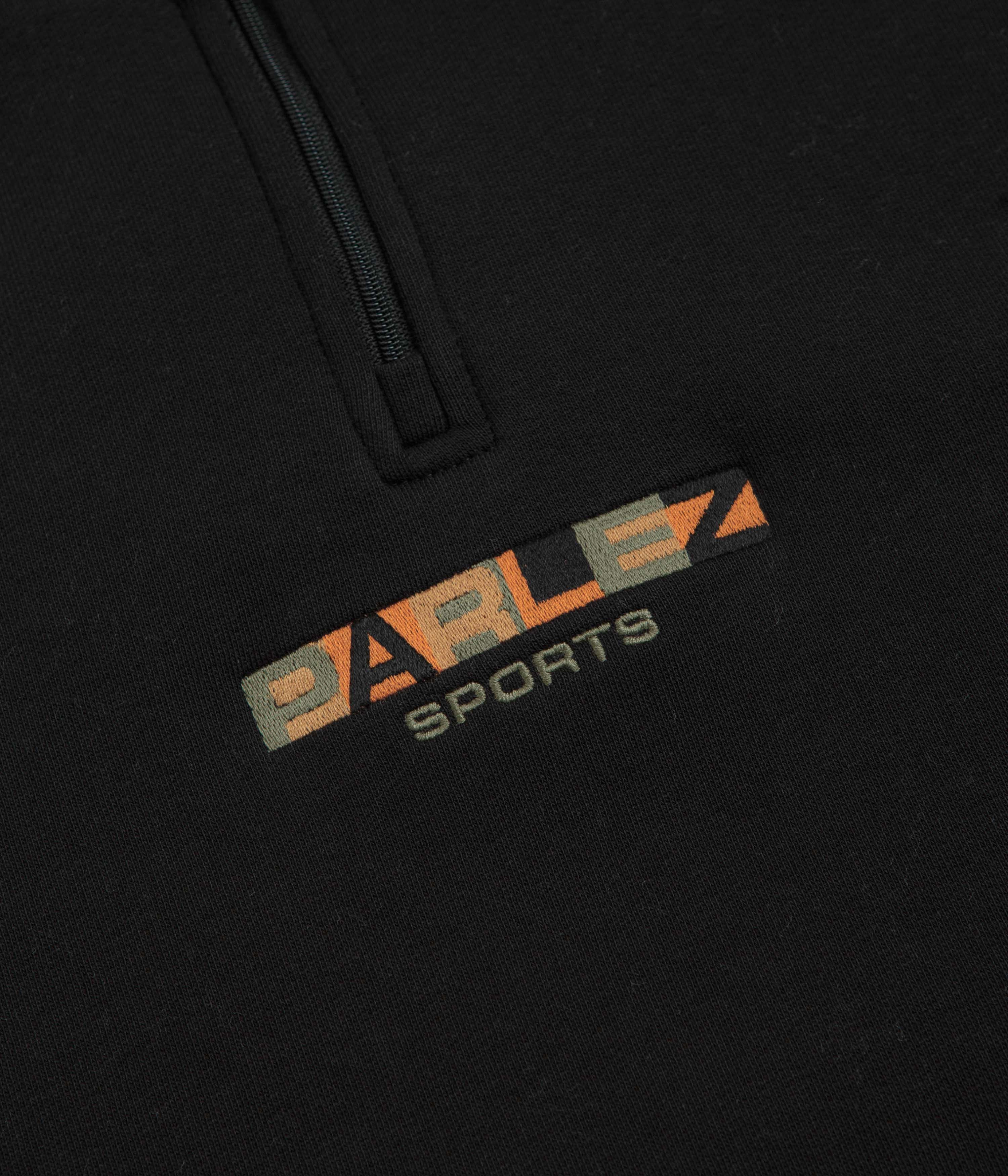 Parlez Ora 1/4 Zip Sweatshirt - Black Seasonal Essentials