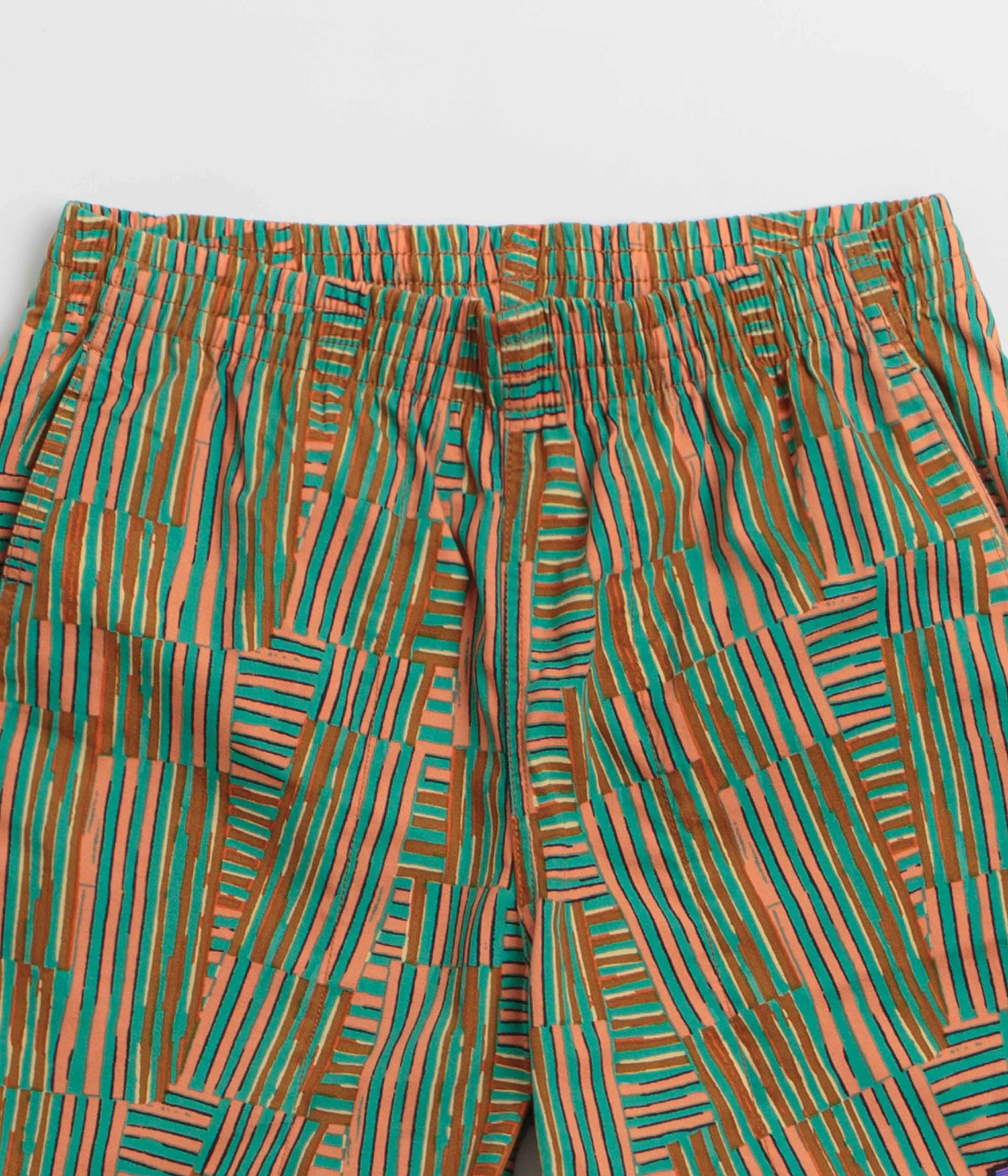 Lightweight Fabric Patagonia Funhoggers Shorts - Quilty Fitz: Heartleaf Green