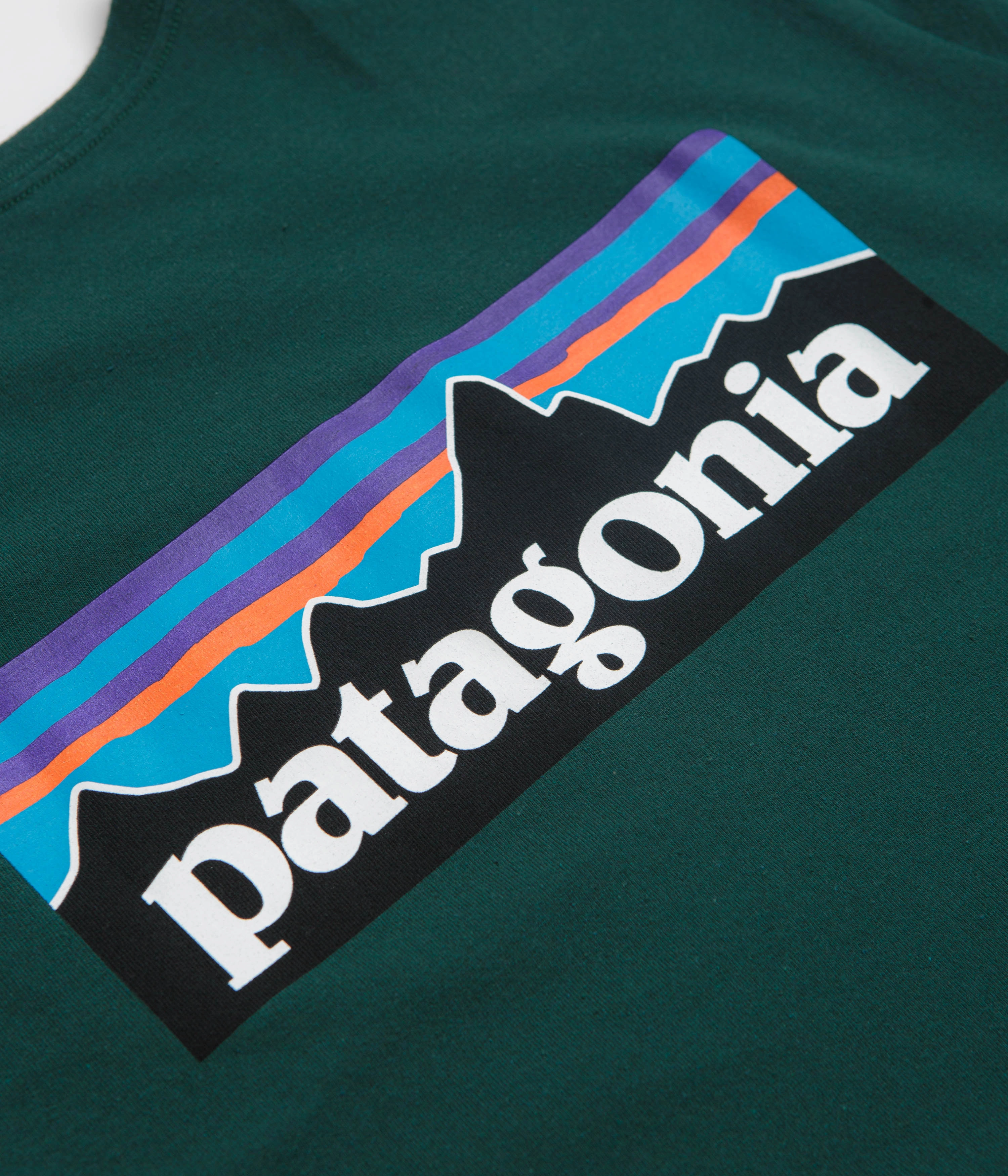 Patagonia P-6 Logo Responsibili-Tee T-Shirt - Cascade Green Travel Outfit Heathered Fabric