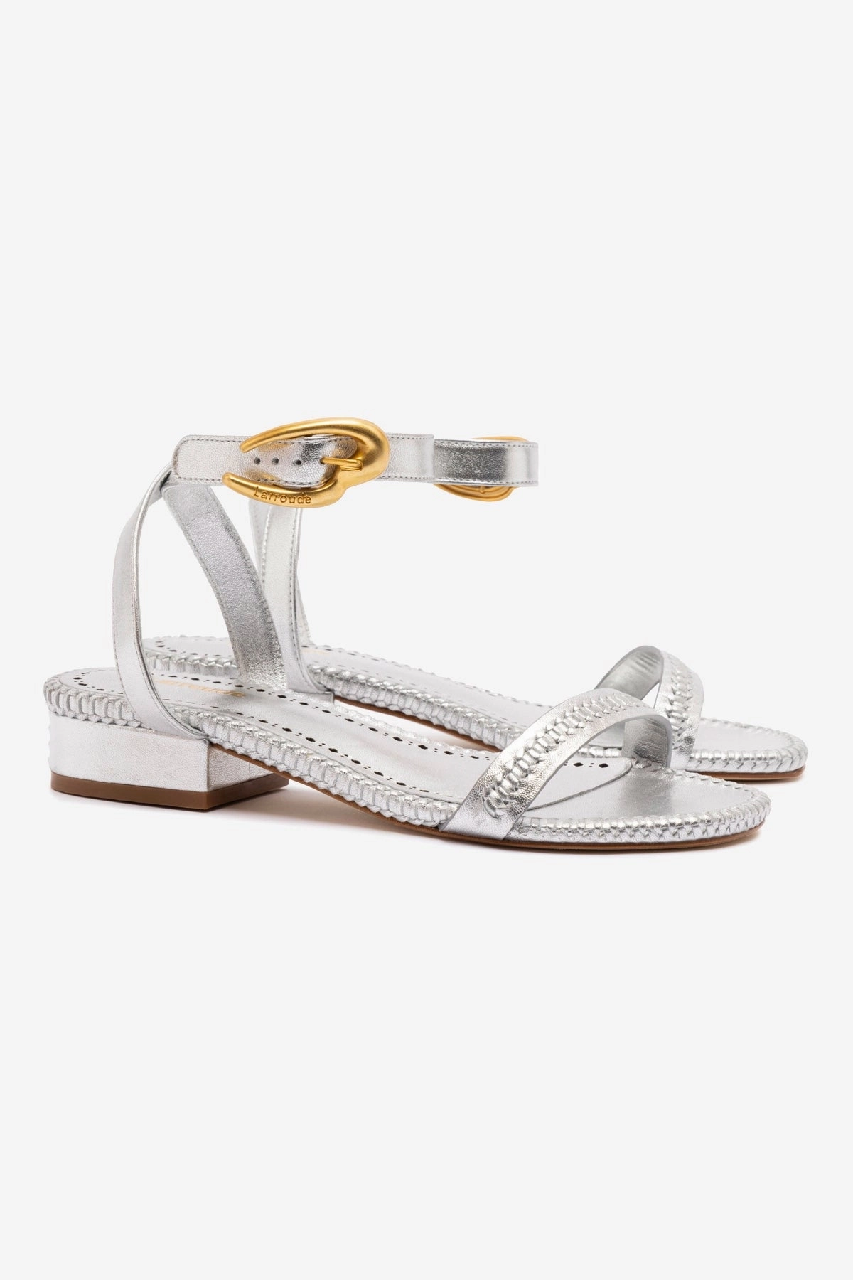 Stacked Traction Lugs Versatile Walking Shoes Verona Flat Sandal In Silver Metallic Leather