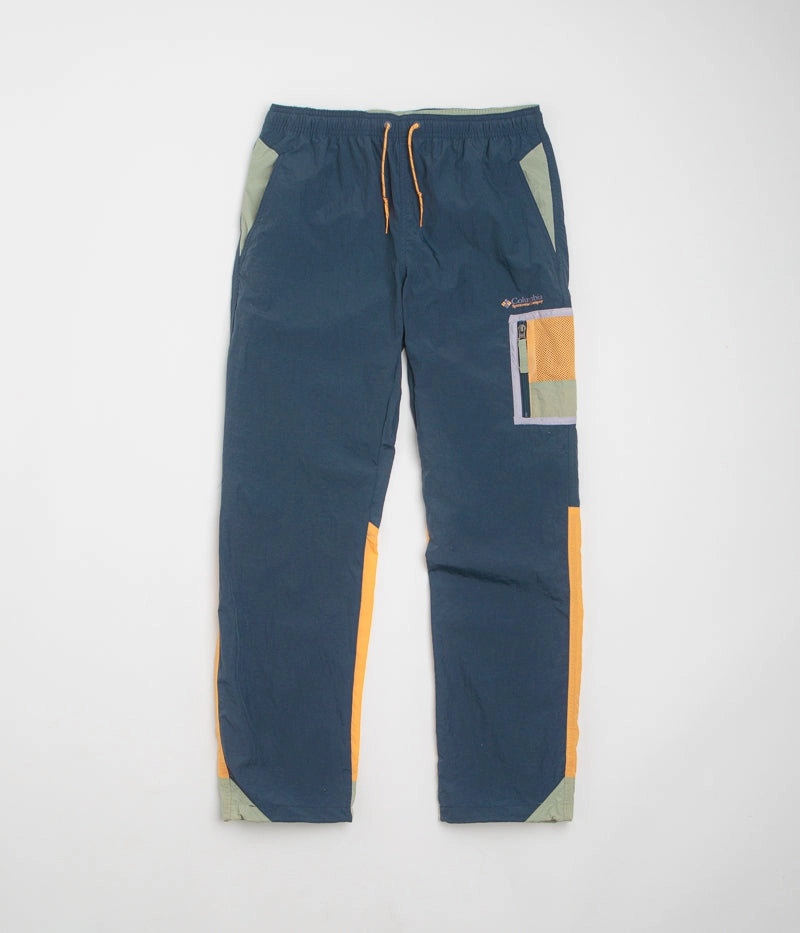 Layering Piece Relax Fit Design Columbia Challenger Windbreaker Pants - Nocturnal / Safari