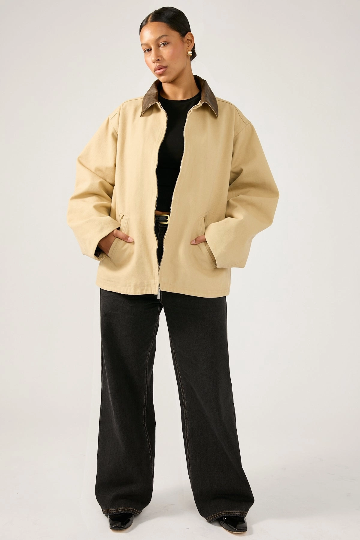 Perfect Stranger Barn Contrast Collar Jacket Stone No Static UV Block