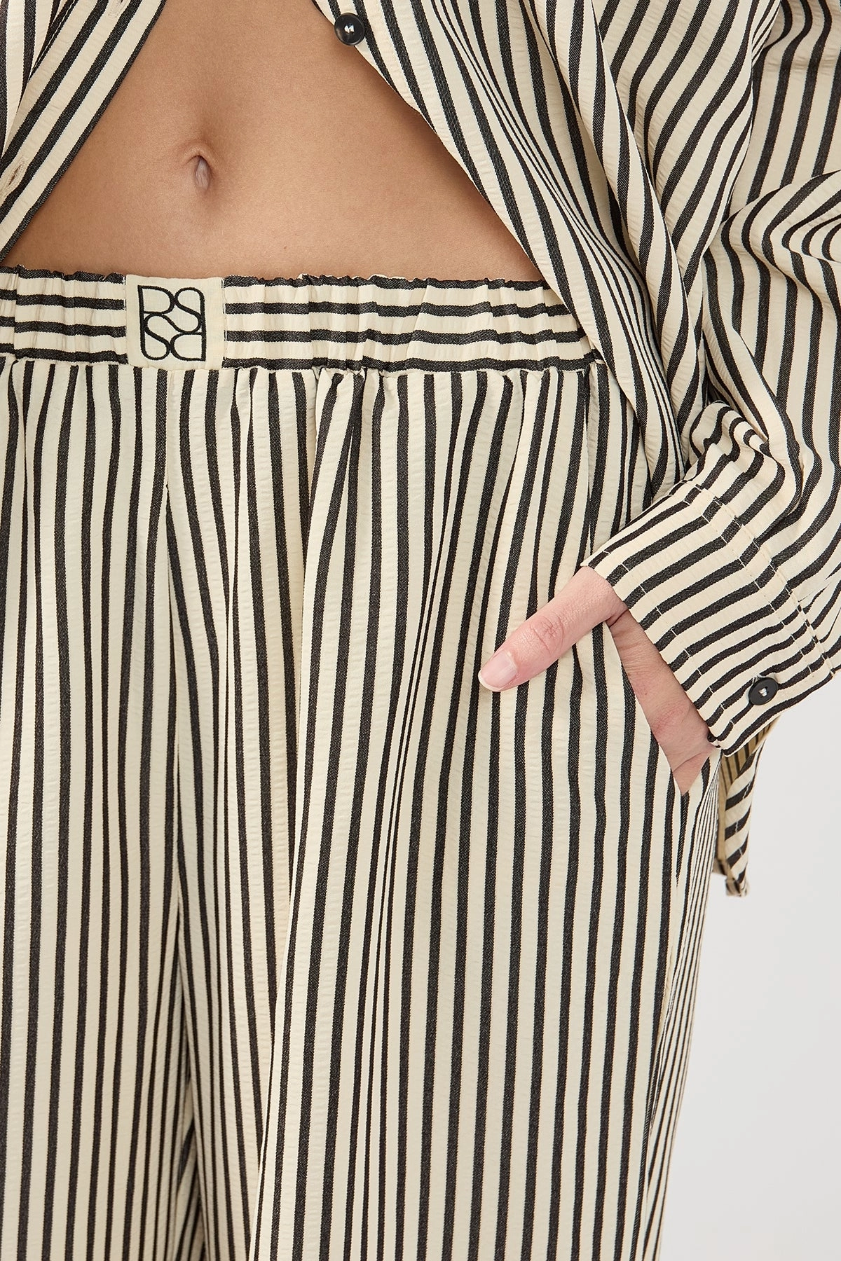 Perfect Stranger Cleo Stripe Straight Leg Pant Black Stripe Compact Storage Trendy Style