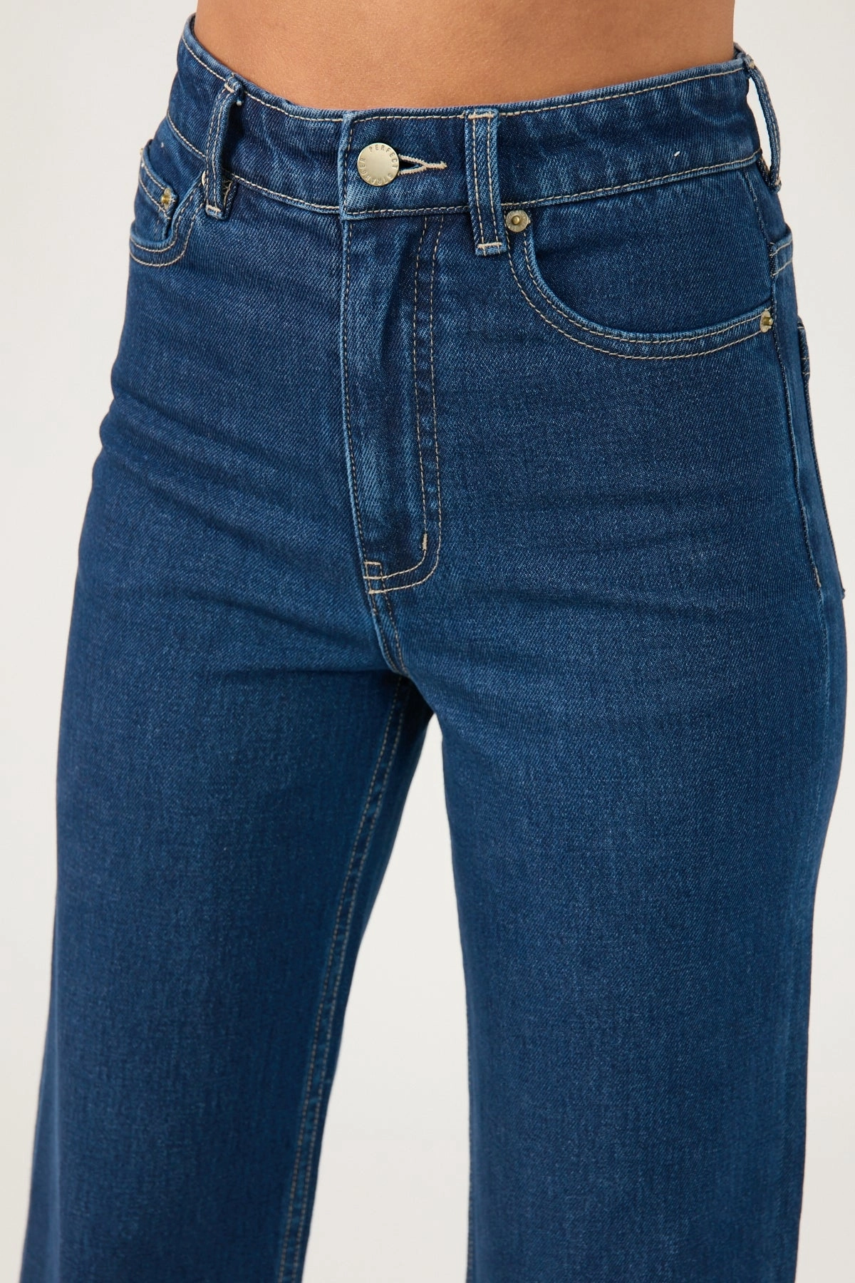 Weekend Style Modern Suitable Fit Perfect Stranger High Rise Wide Leg Jean Dark Blue Denim