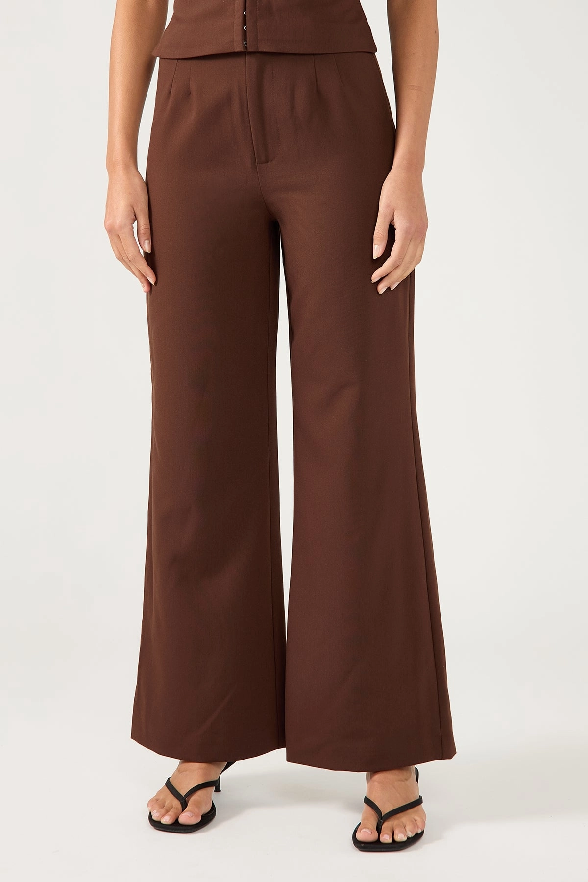 Comfort Focused Perfect Stranger Linear Luca High Waist Tailored Pant Brown