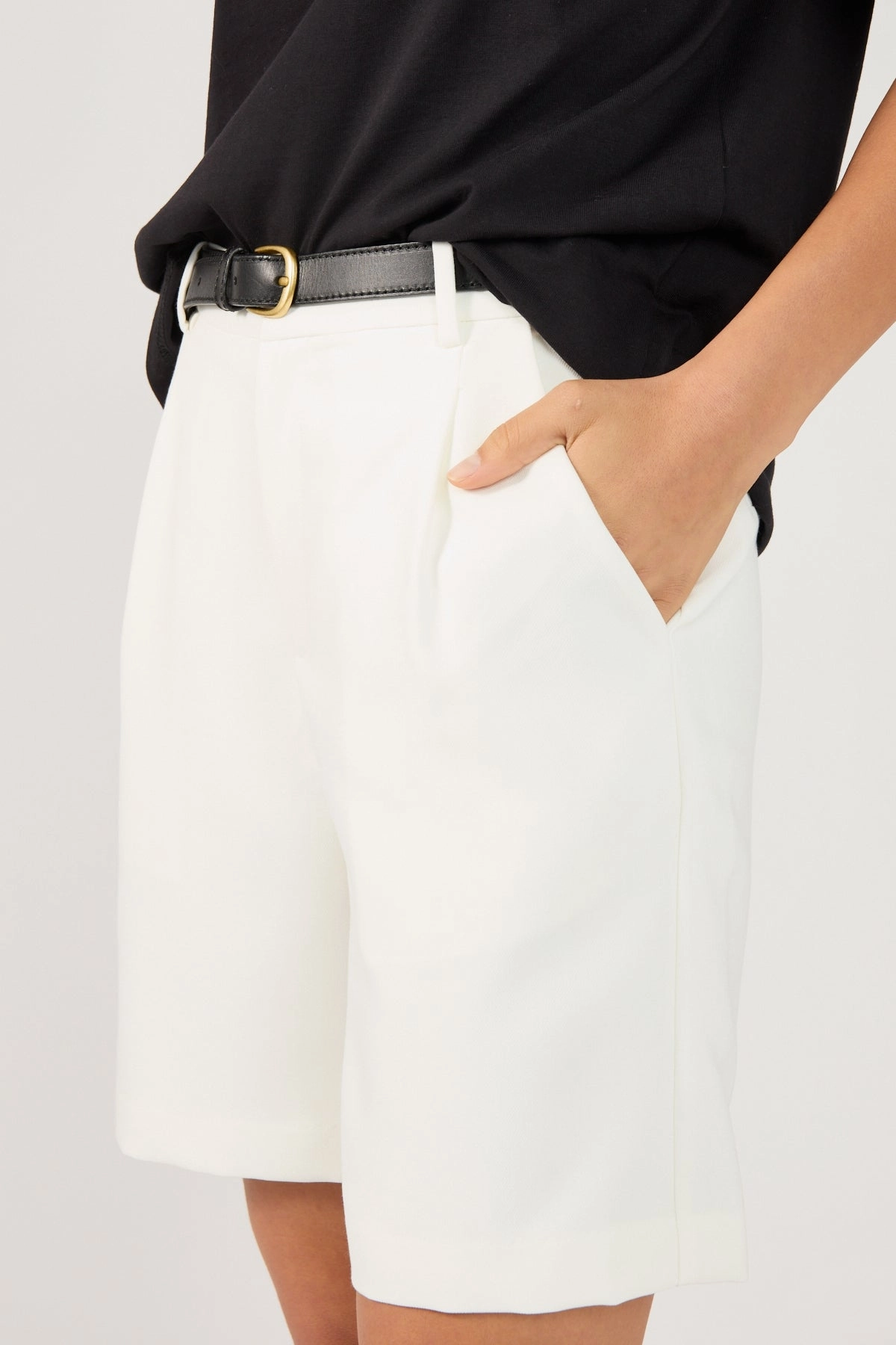 Perfect Stranger Luca Long Line Tailored Shorts White men's fashion