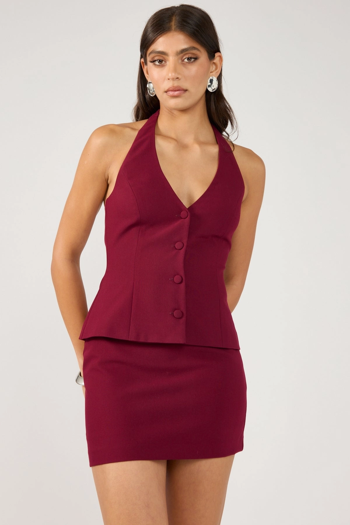 Perfect Stranger Luca Mid Rise Tailored Skort Burgundy Classic Choice Lightwear Look