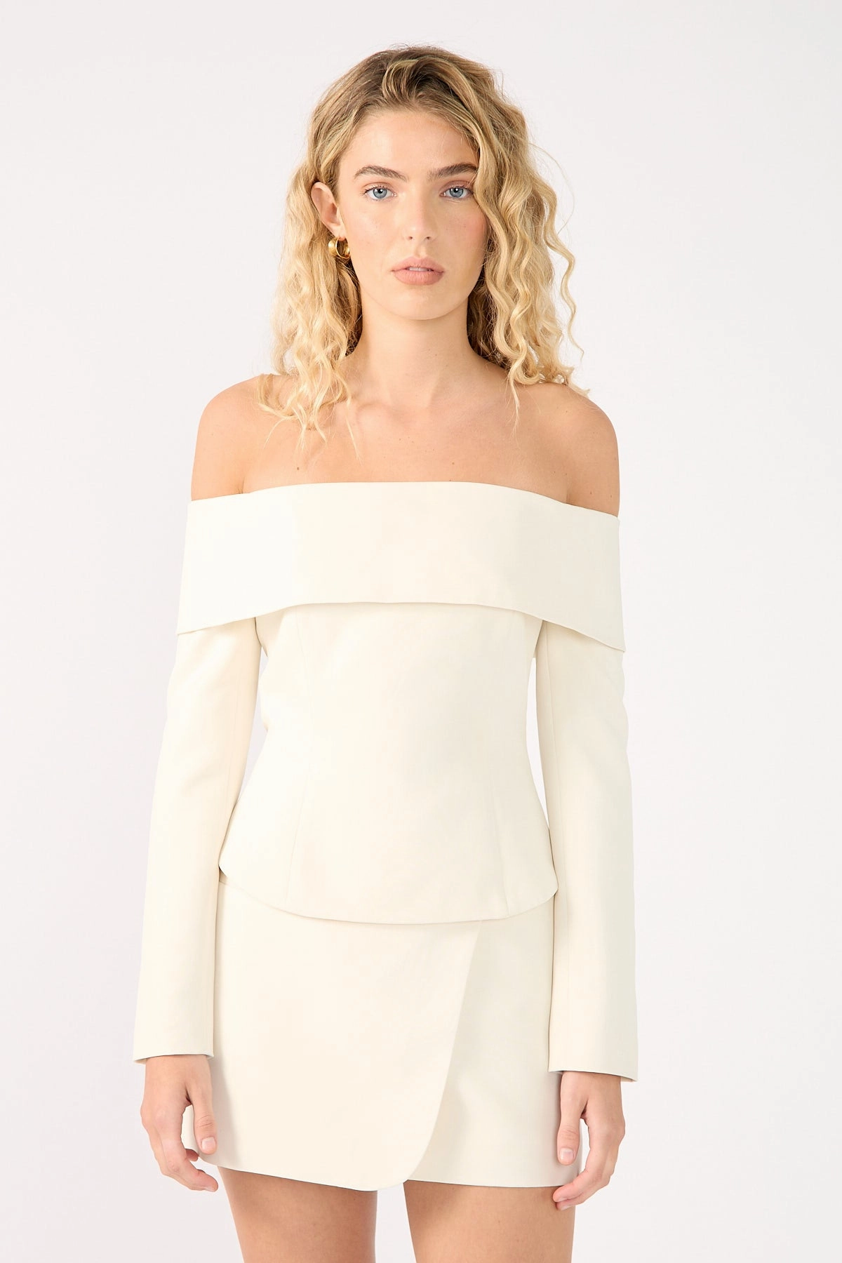 Corduroy Spice Perfect Stranger Lupa Off Shoulder Long Sleeve Top Cream