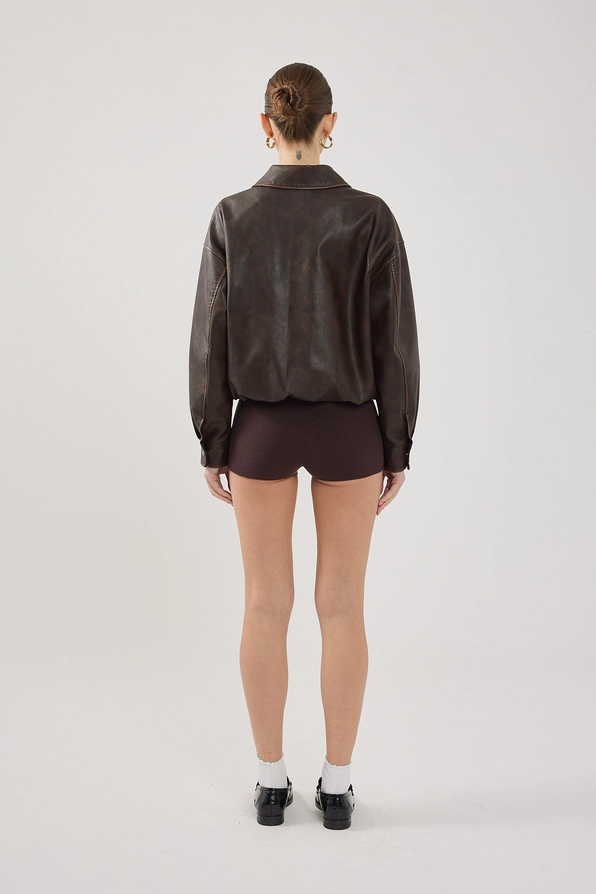 Perfect Stranger Marco Mini Knit  Short Brown Breezy Fit