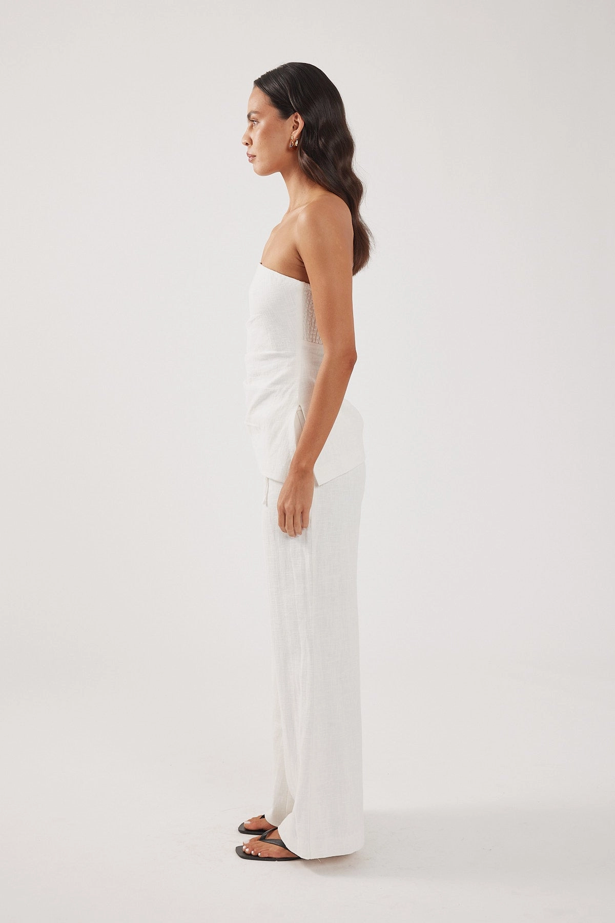 Sweat Resistant Outdoor Activity Perfect Stranger Marlo Mid Rise Menorca Pant White