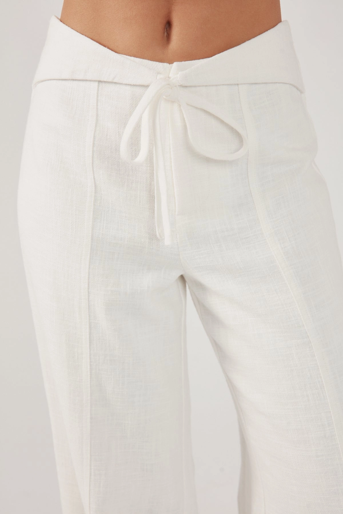 Functional Stretch Perfect Stranger Maui Tie Front Low Rise Linen Pant White