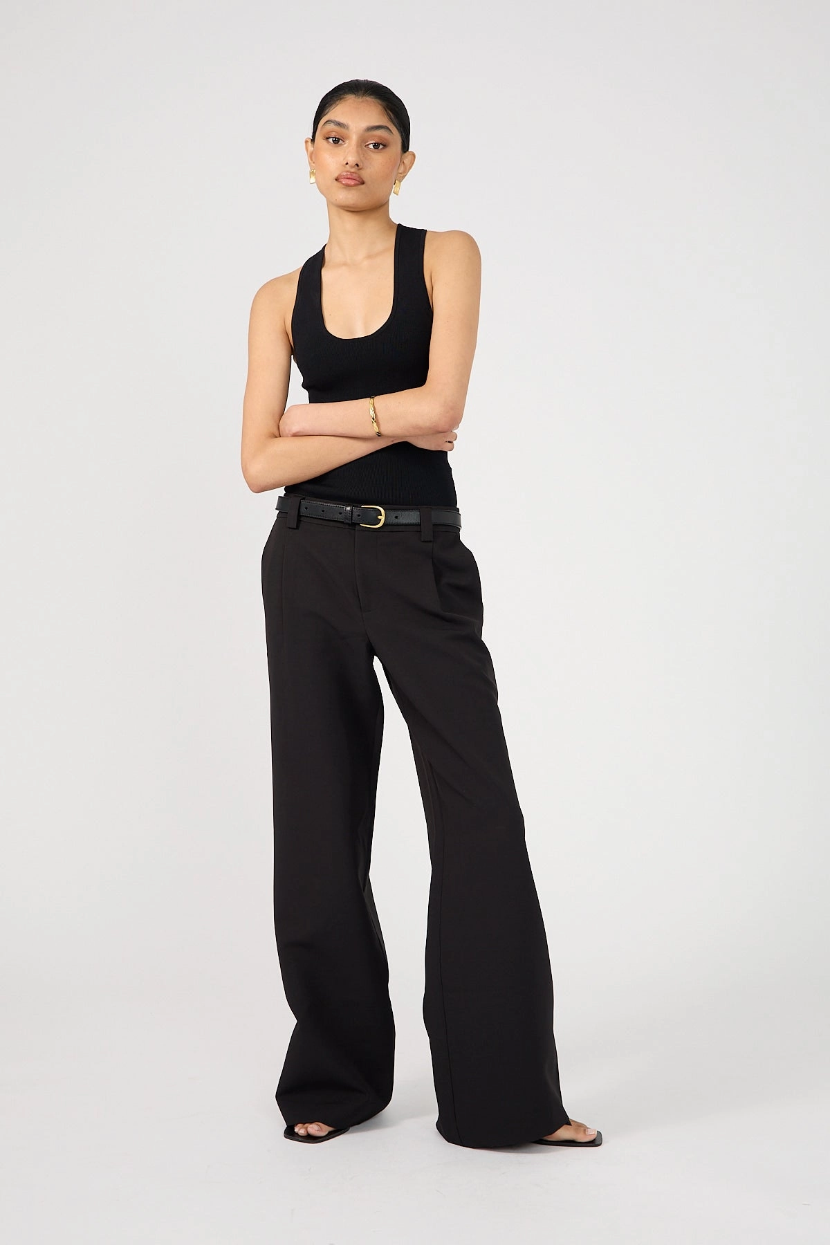 Perfect Stranger Mia Straight Low Rise Tailored Pants Black Neutral Style