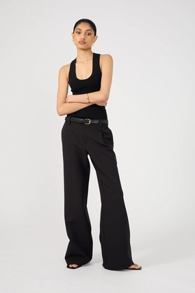 Perfect Stranger Mia Straight Low Rise Tailored Pants Black Neutral Style