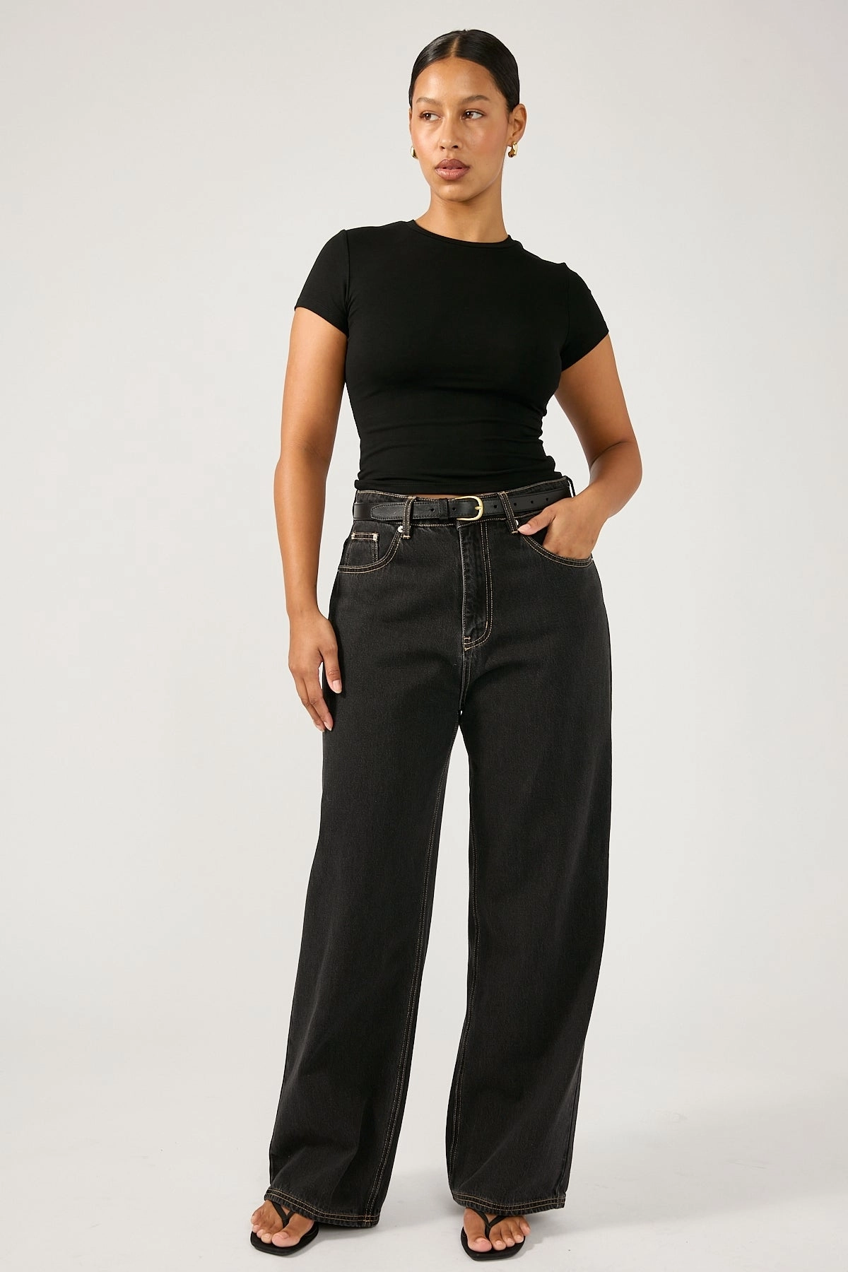 Perfect Stranger Mid Rise 90's Slouch Jean Washed Grey Simple Style