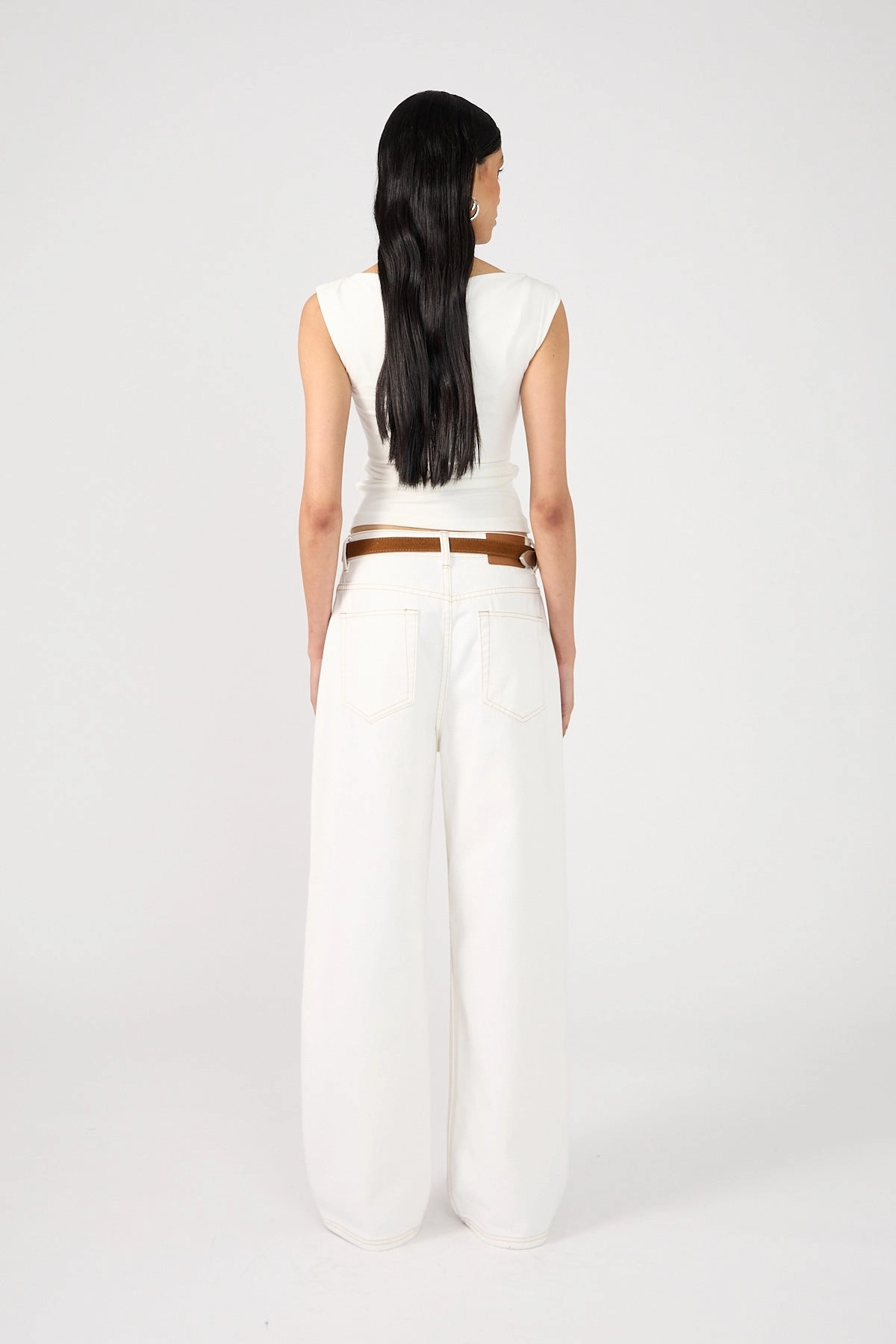Sustainable Trend Setter Versatile Perfect Stranger Mid Rise 90's Slouch Jean White Contrast Off White Contrast