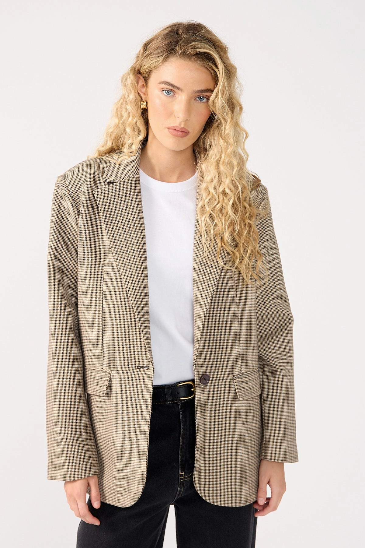 retro look Flexible Fit Wear Perfect Stranger Mirella Long Line Blazer Brown Check