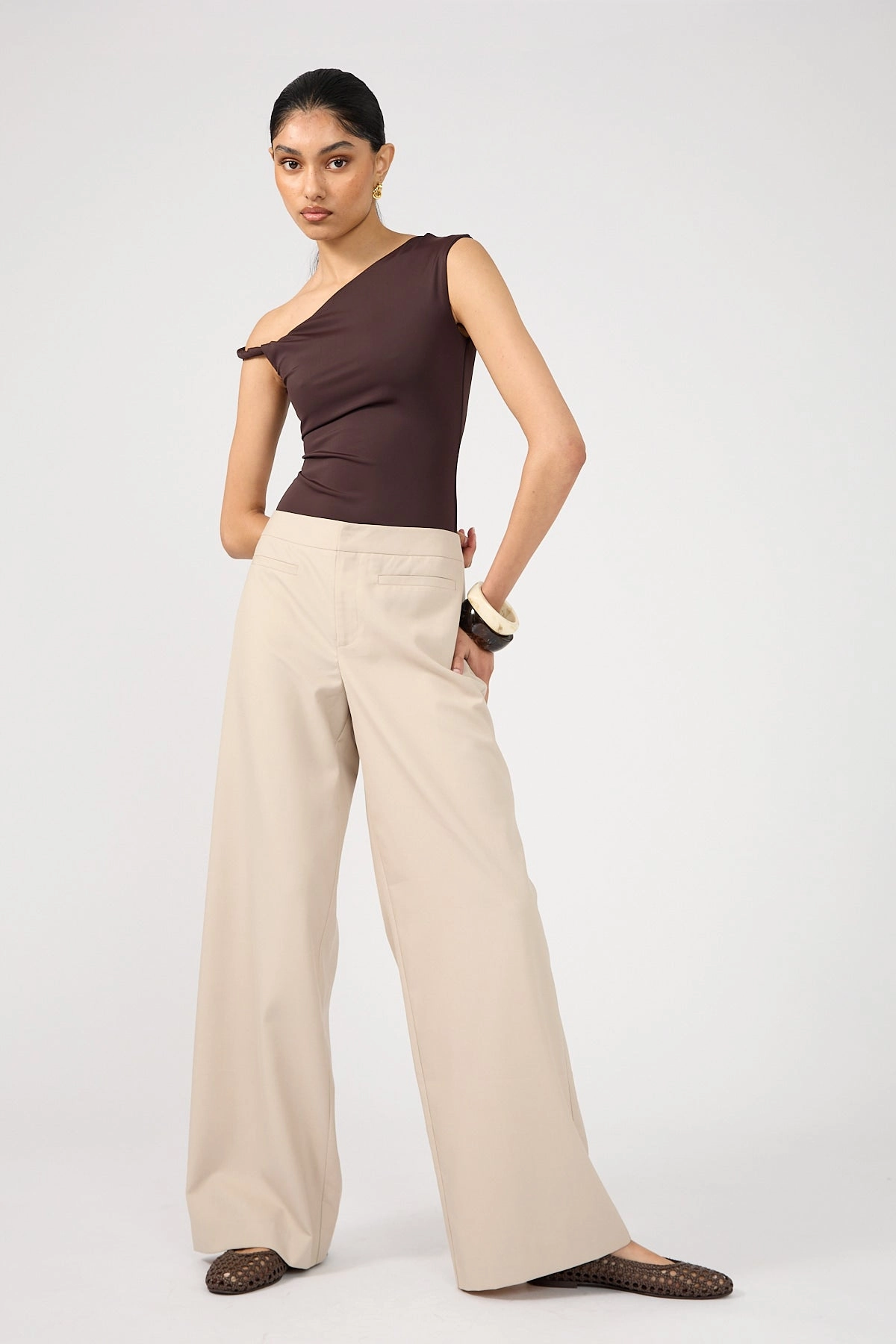 CompressionSupport Lightweight Material Perfect Stranger Odessa Mid Rise Tailored Pant Beige