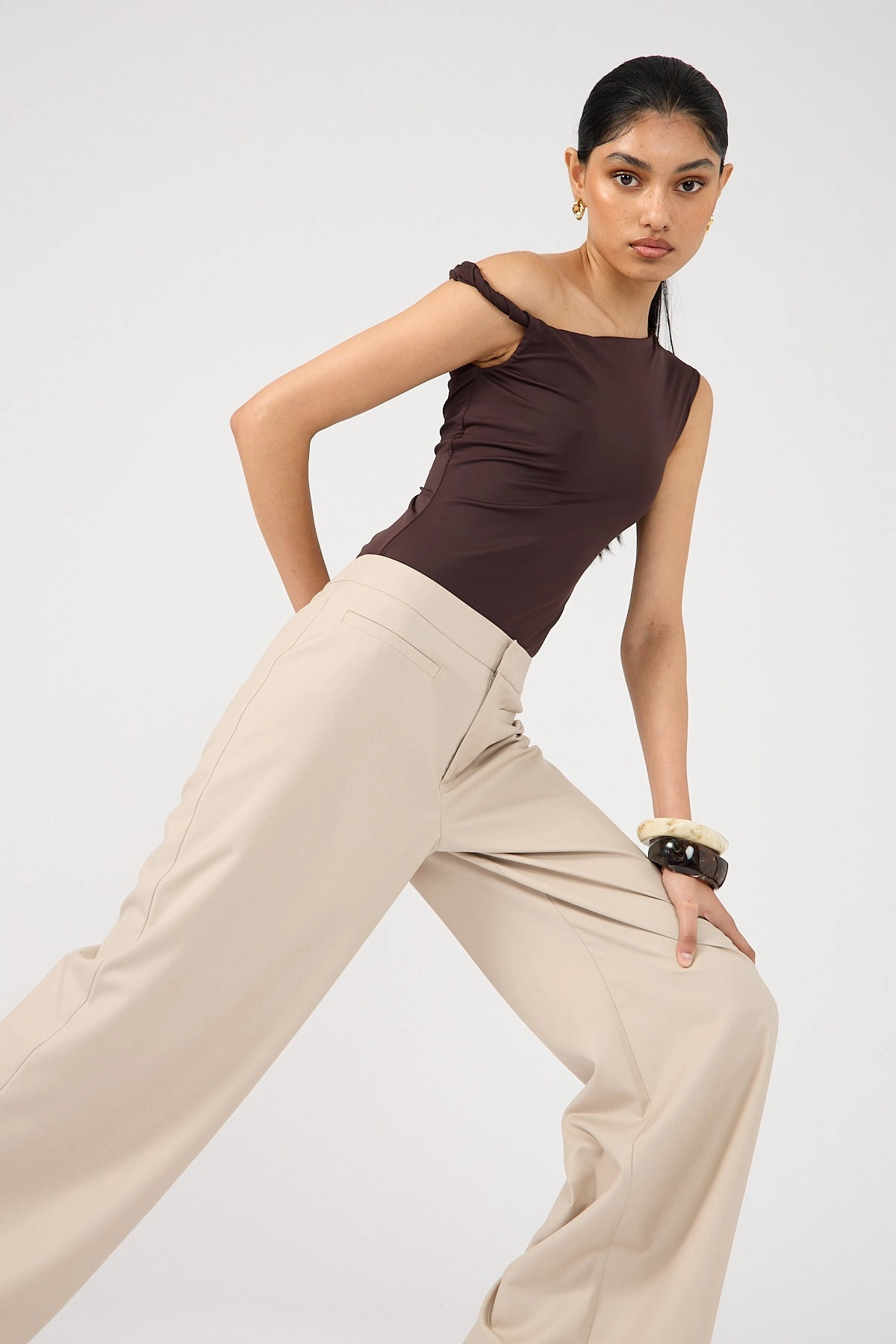 Perfect Stranger Odessa Mid Rise Tailored Pant Beige Smart Layering Classic Fit