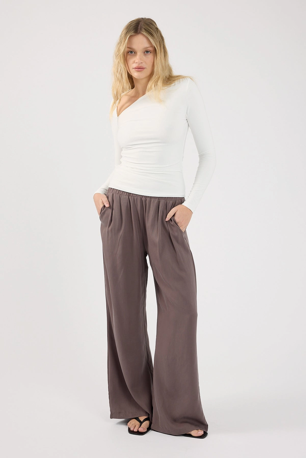 Minimal Comfort Odor control Perfect Stranger Twilight Elastic Wide Leg Pants Charcoal