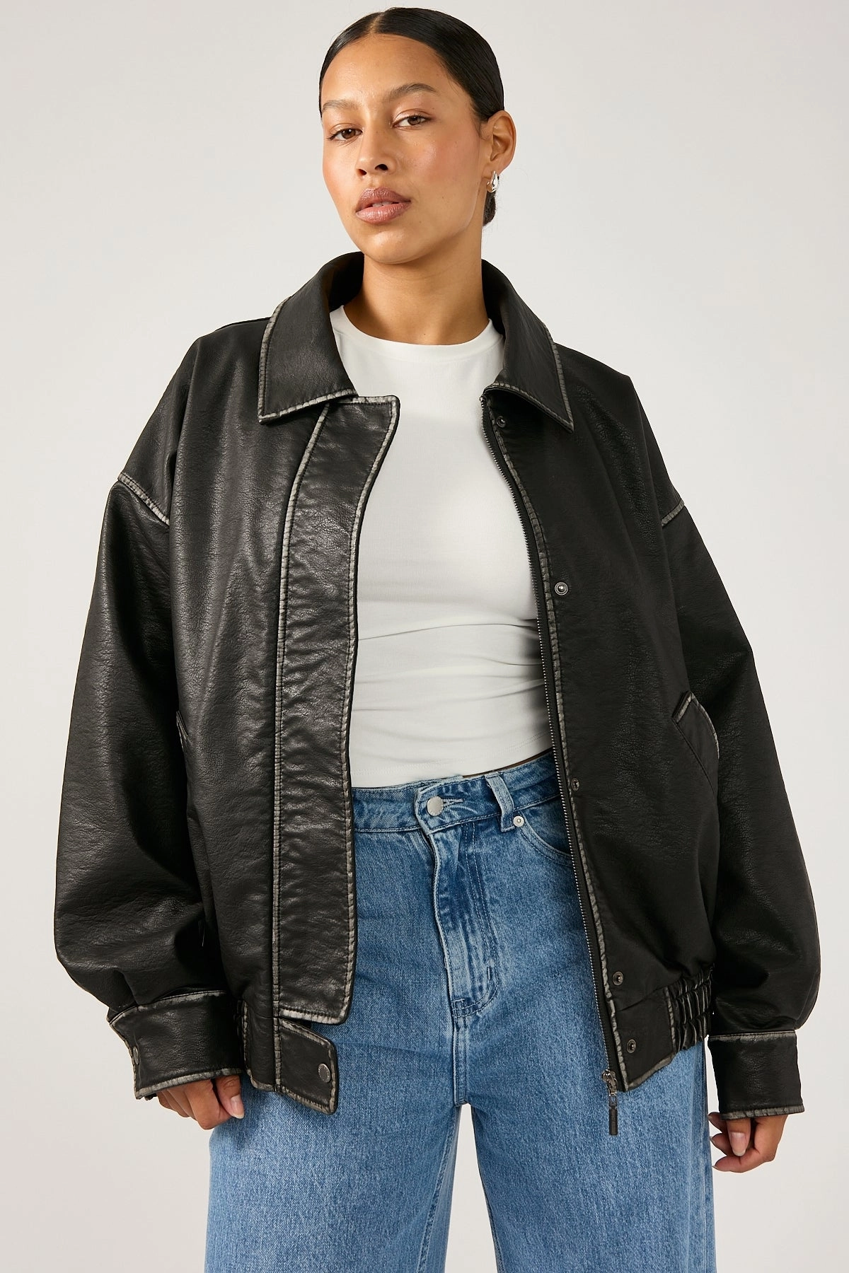Logo Free Style Flexible Side Gussets Perfect Stranger Washed Maxx PU Bomber Black
