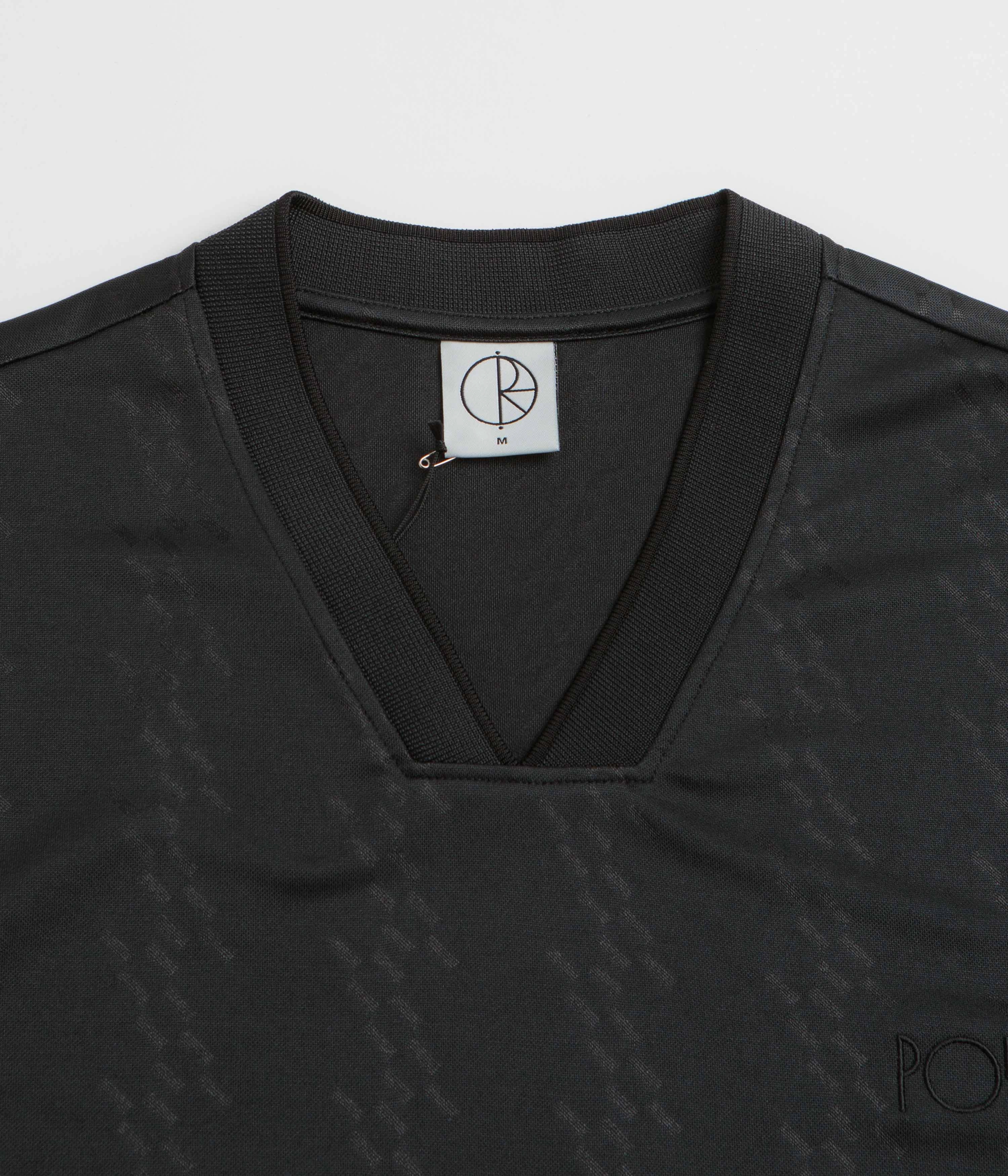 Polar David T-Shirt - Black Short Sleeve Simple Yet Cozy