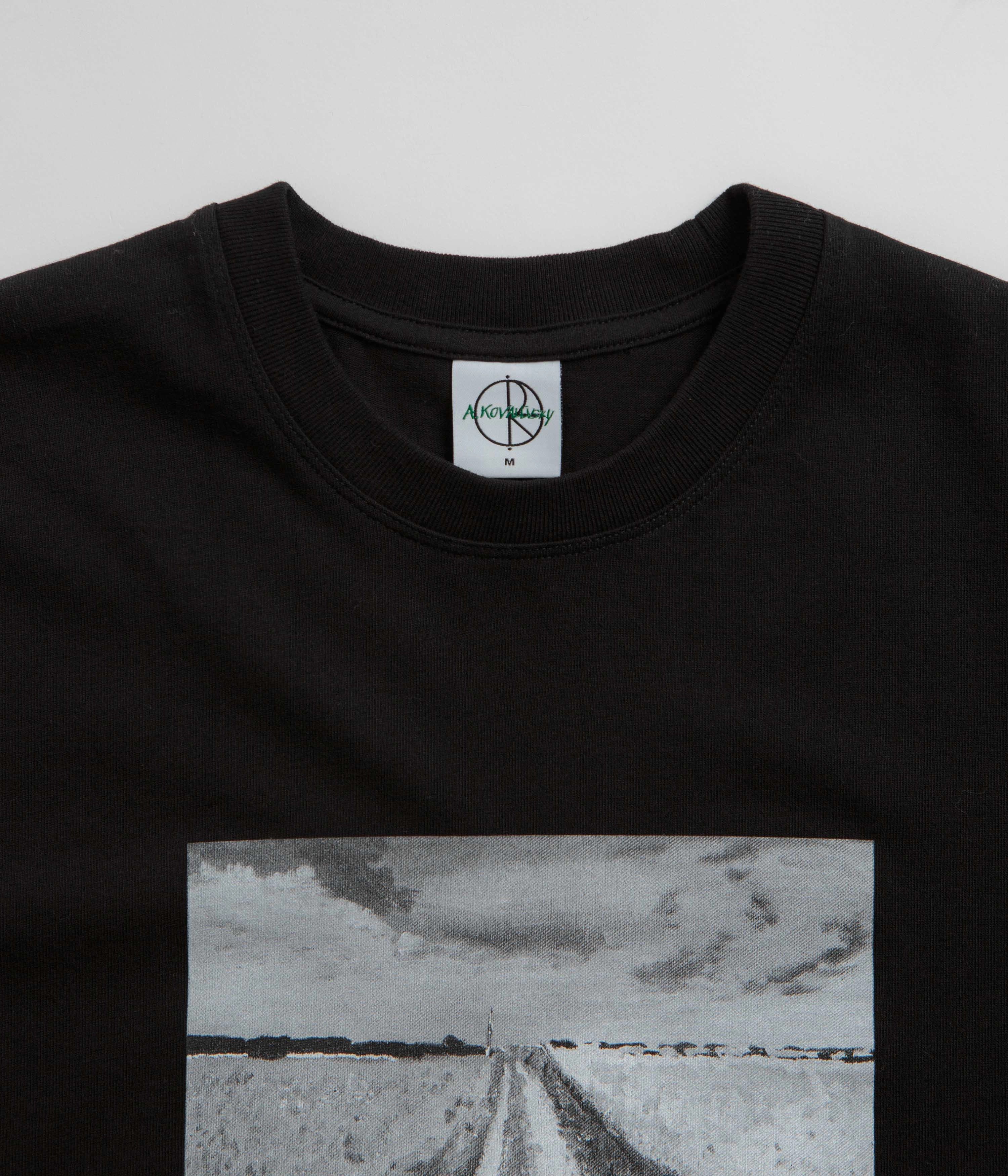 Polar Open Fields T-Shirt - Black Solid color purity