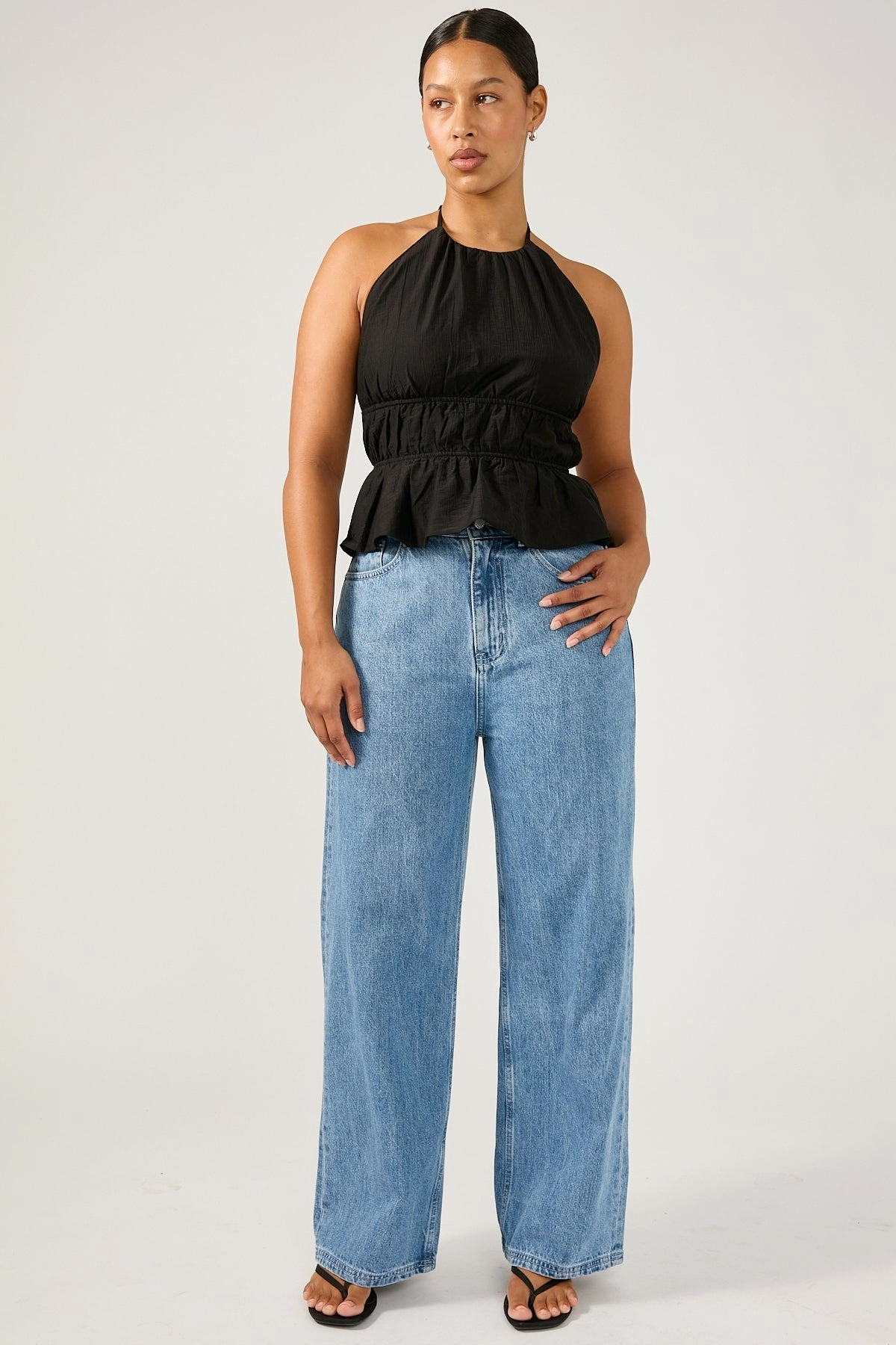 Holiday Vibes Evening Stroll Picnic Style Trusted Outfit Perfect Stranger Mid Rise 90's Slouch Jean Mid Blue Denim