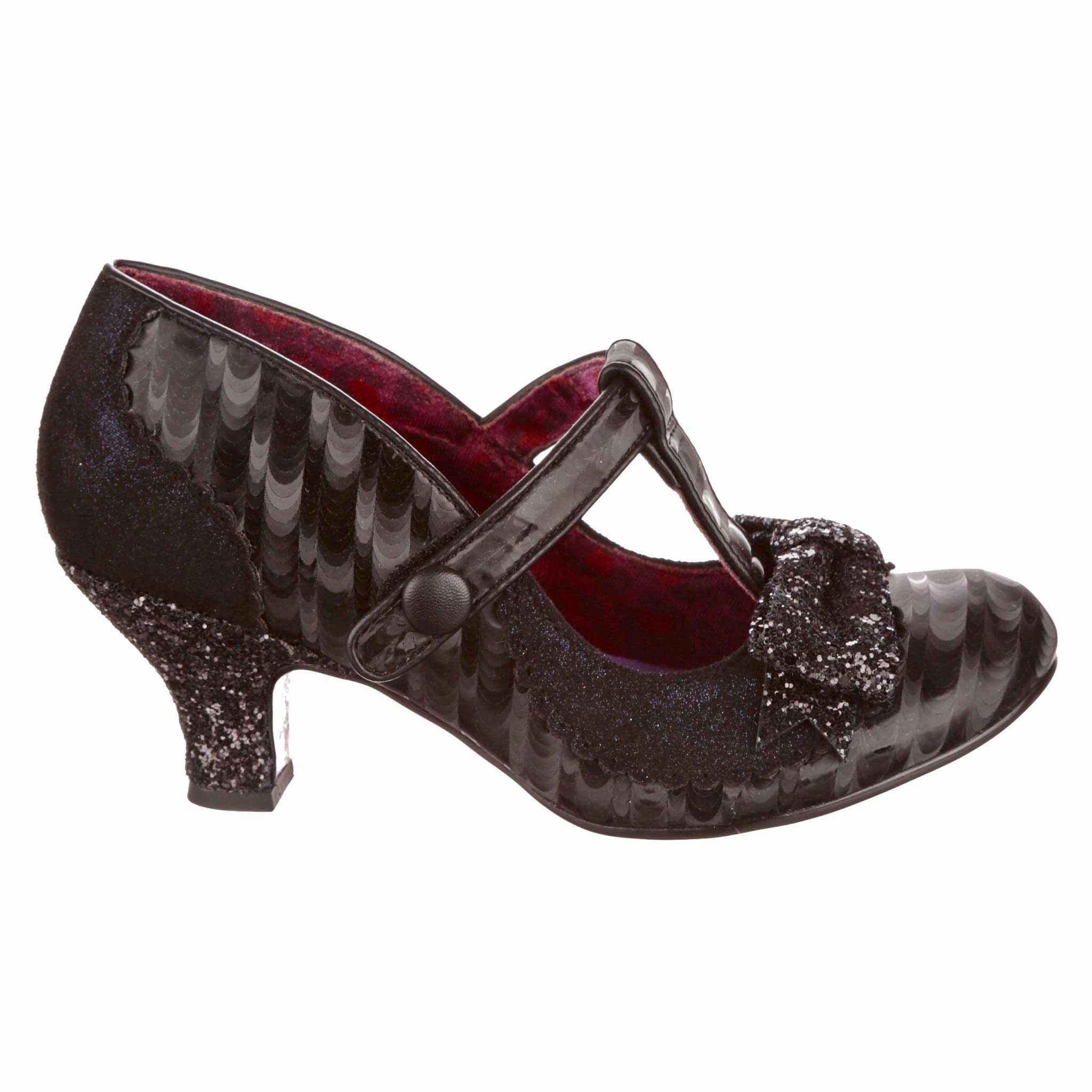 Metallic Heels Relaxed Mood Elegant Evening
