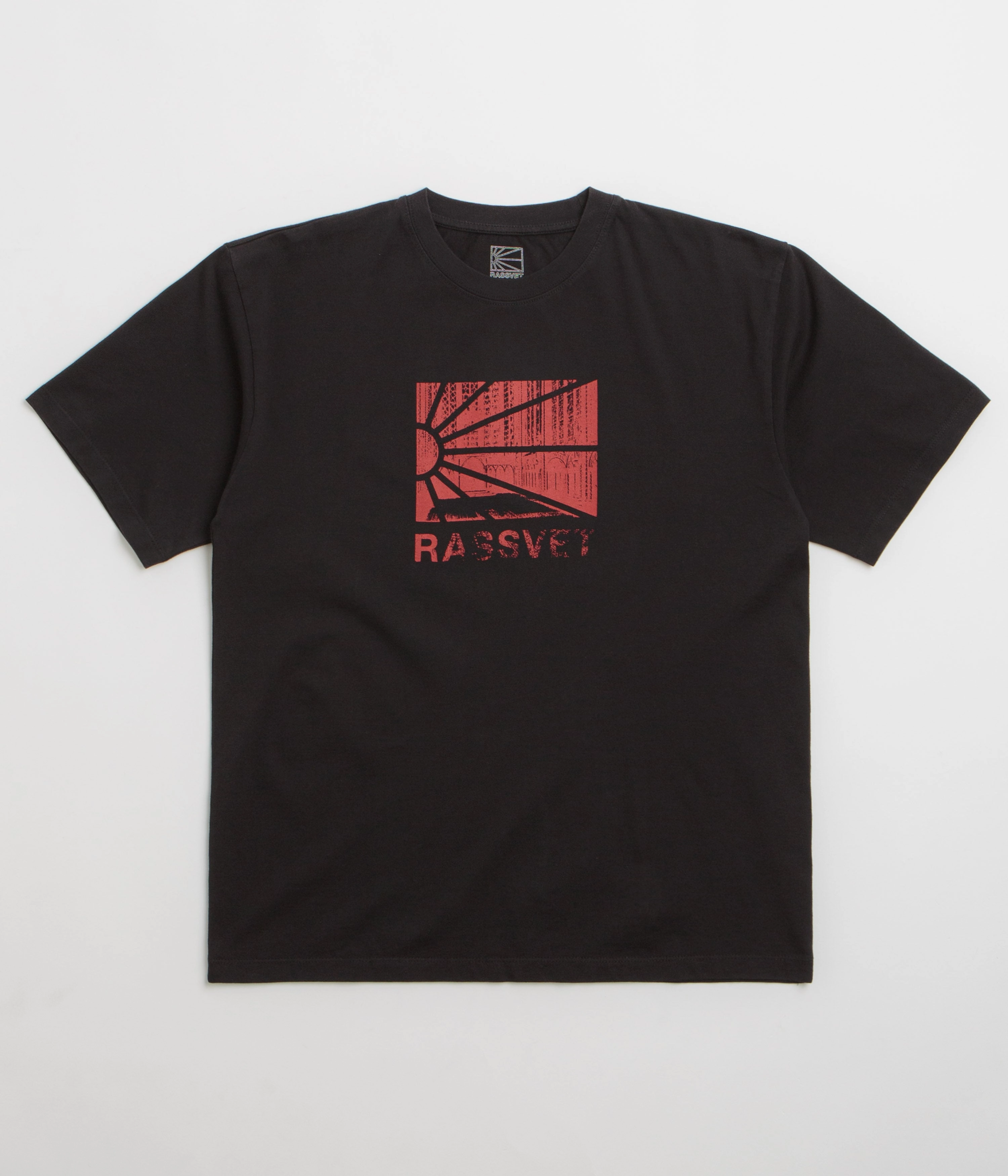 Fashion and Comfort Rassvet Ray Logo T-Shirt - Black