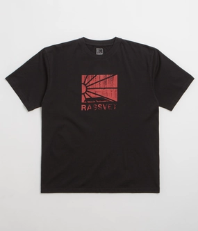 Fashion and Comfort Rassvet Ray Logo T-Shirt - Black