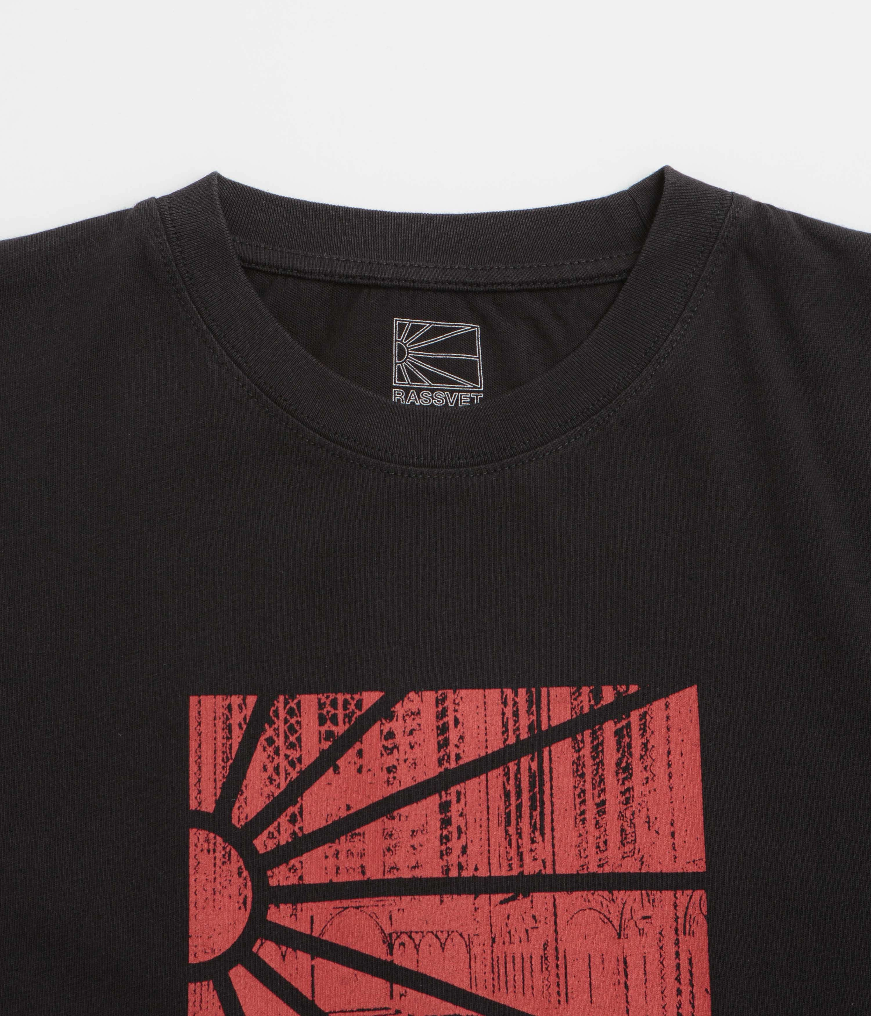 Weekend Style Rassvet Ray Logo T-Shirt - Black