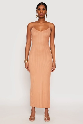 Rural Charm Edgy-Look Ribbed Knit Side Slit Maxi Dress