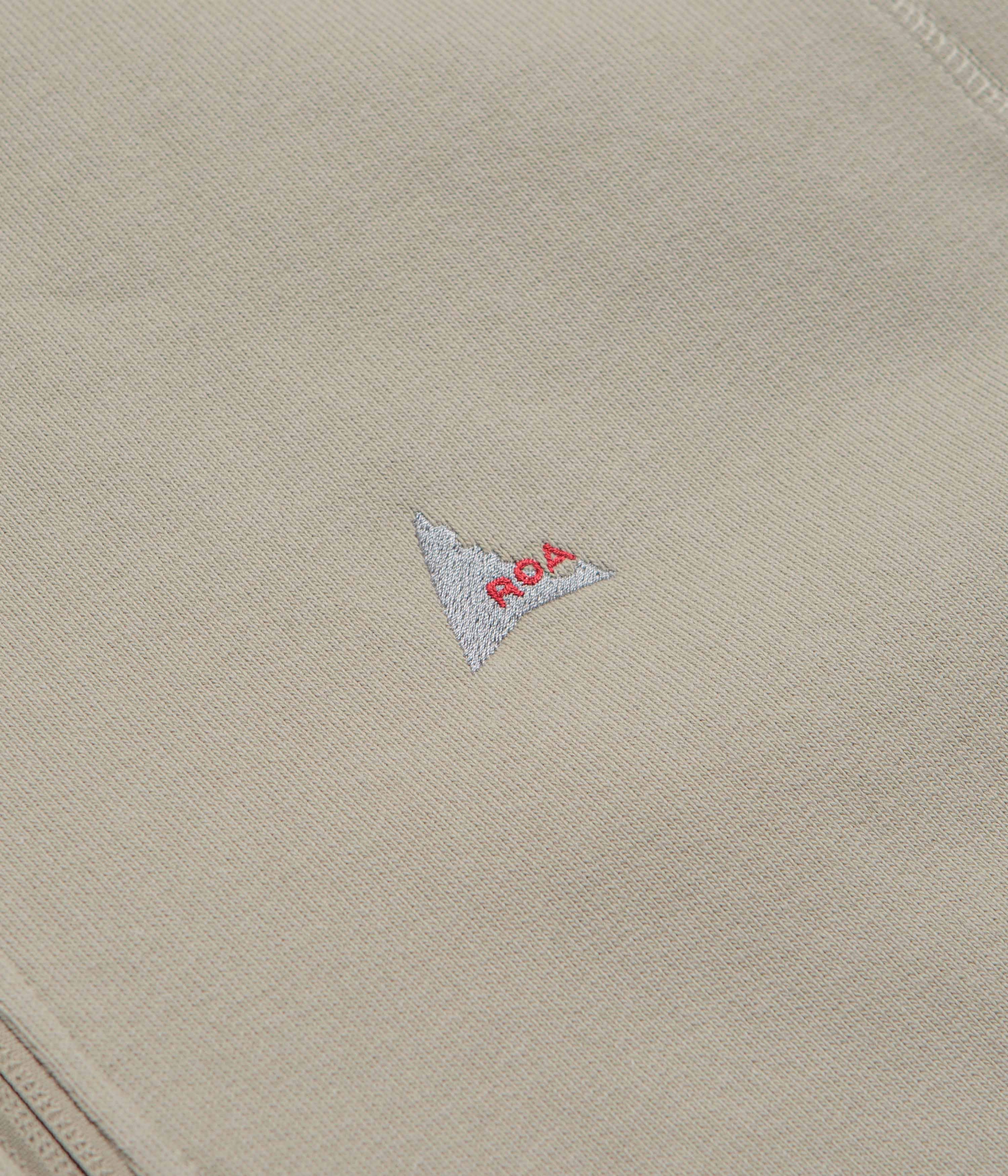 ROA Heavy Half Zip Sweatshirt - Taupe Comfy chic Soft and Stylish