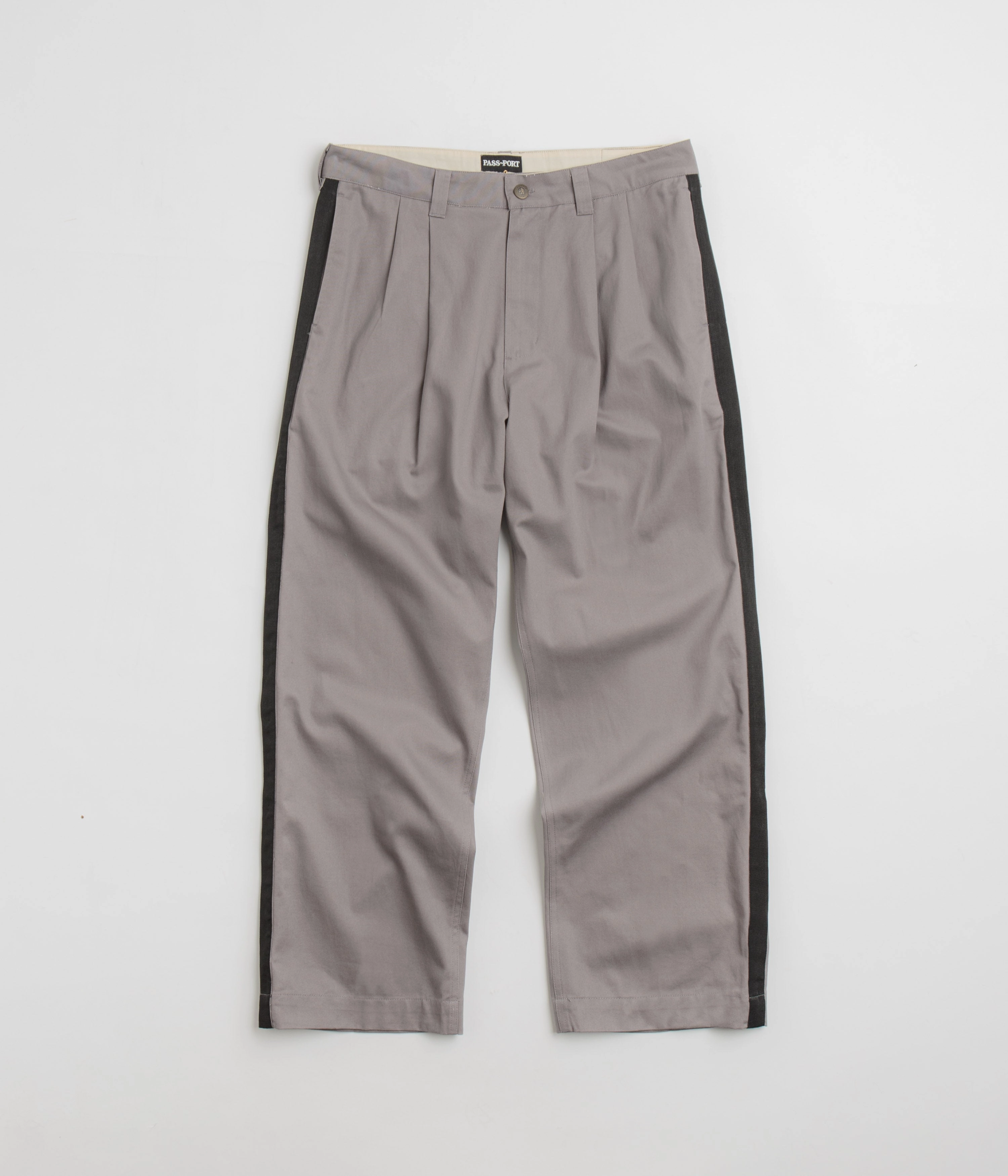 WrinkleResistantMaterial Core Style Pass Port Leagues Club Striped Pants - Grey / Black