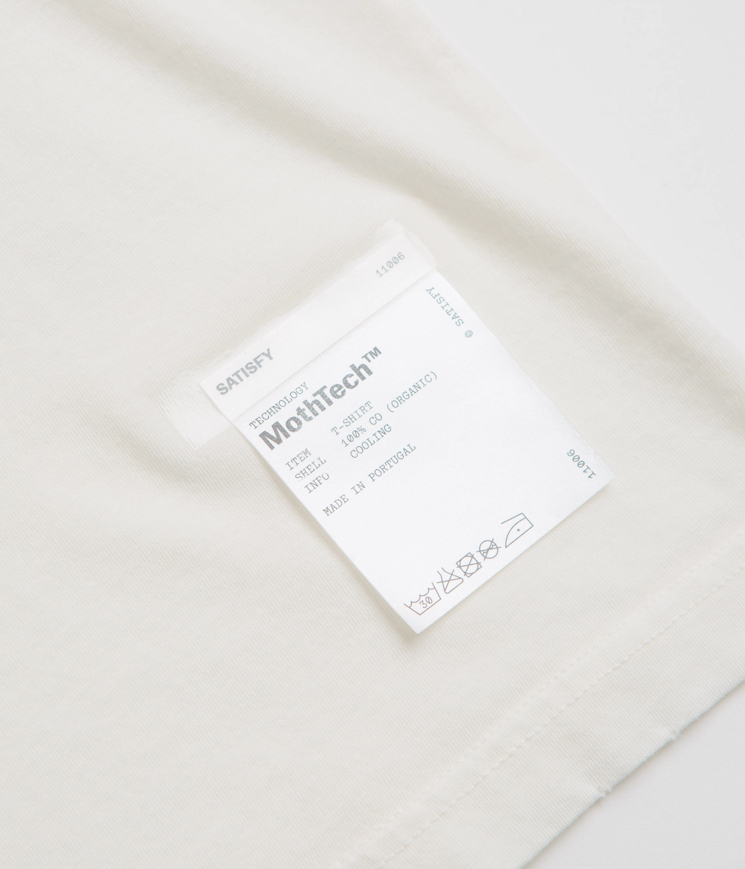 Lightweight Look MultipurposeUse Satisfy MothTech T-Shirt - Off White / Black
