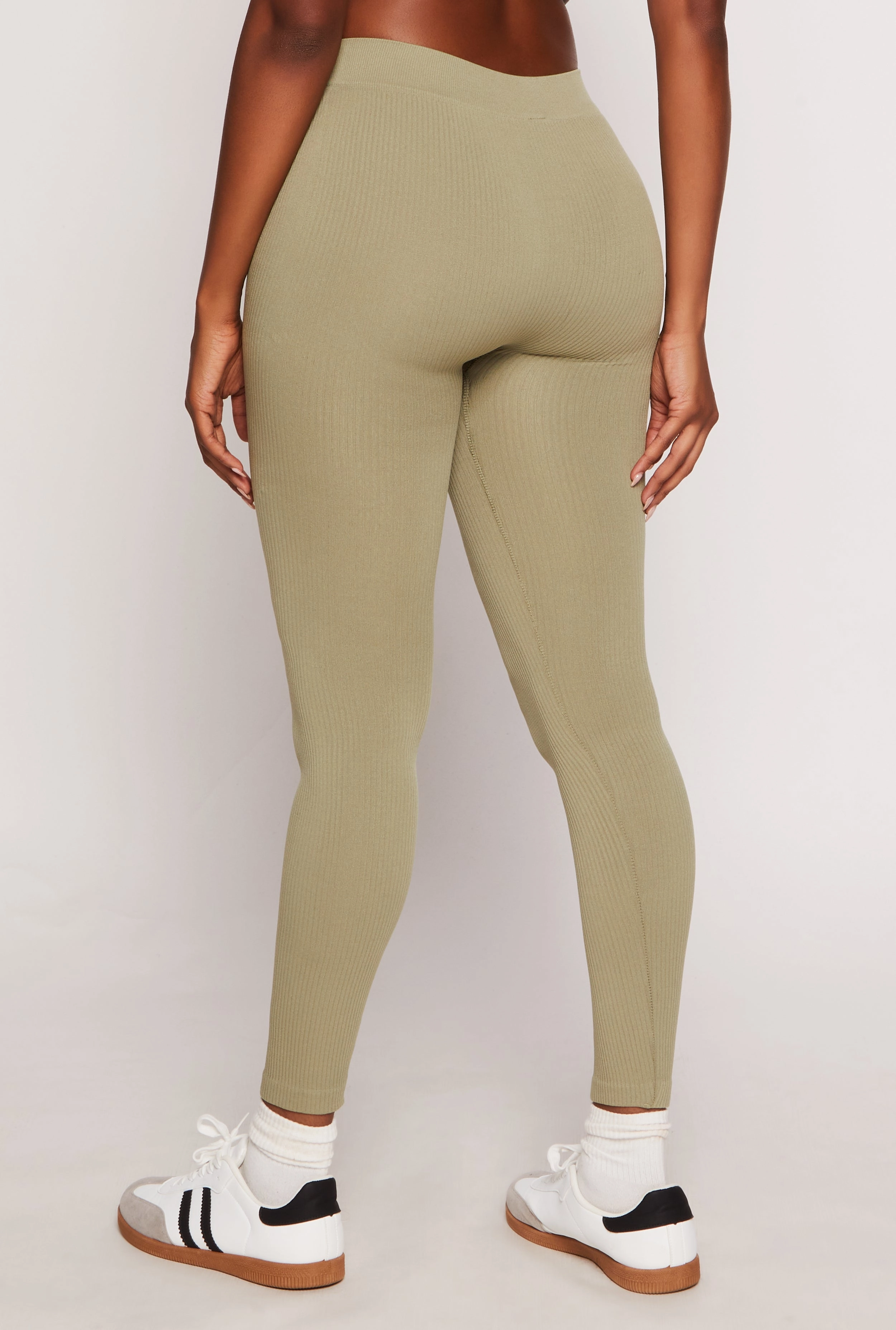 Active Lifestyle Seamless Ribbed Knit Leggings