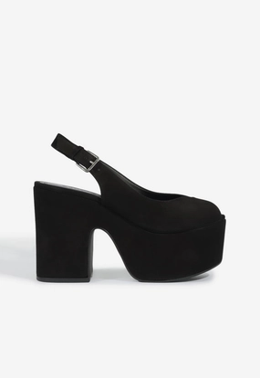 Brandi Nubuck Sandal Compression Molded Base Tailored Fit