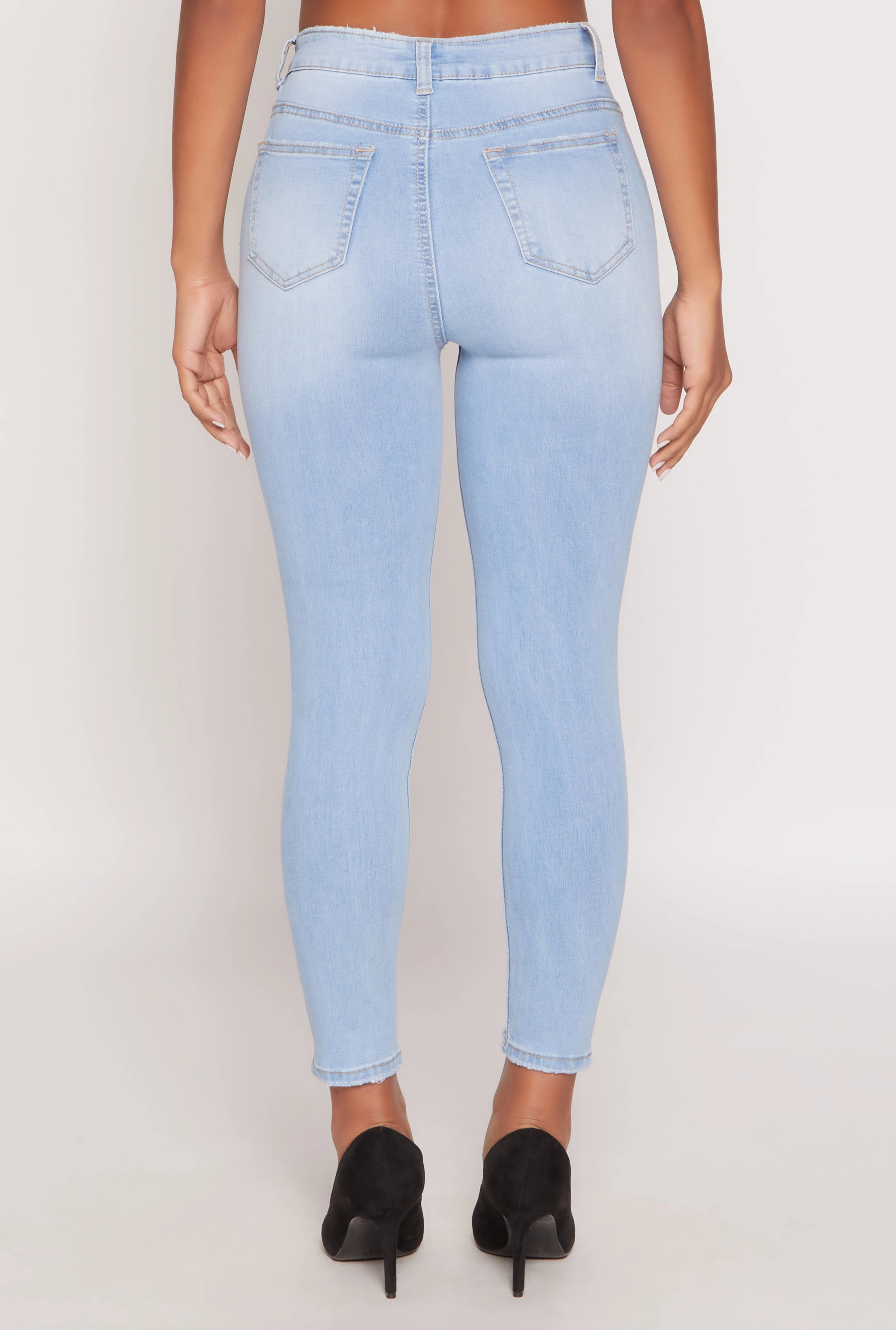 WAX Frayed Detail Skinny Jeans Travel Outfit Evening Stroll Minimalist