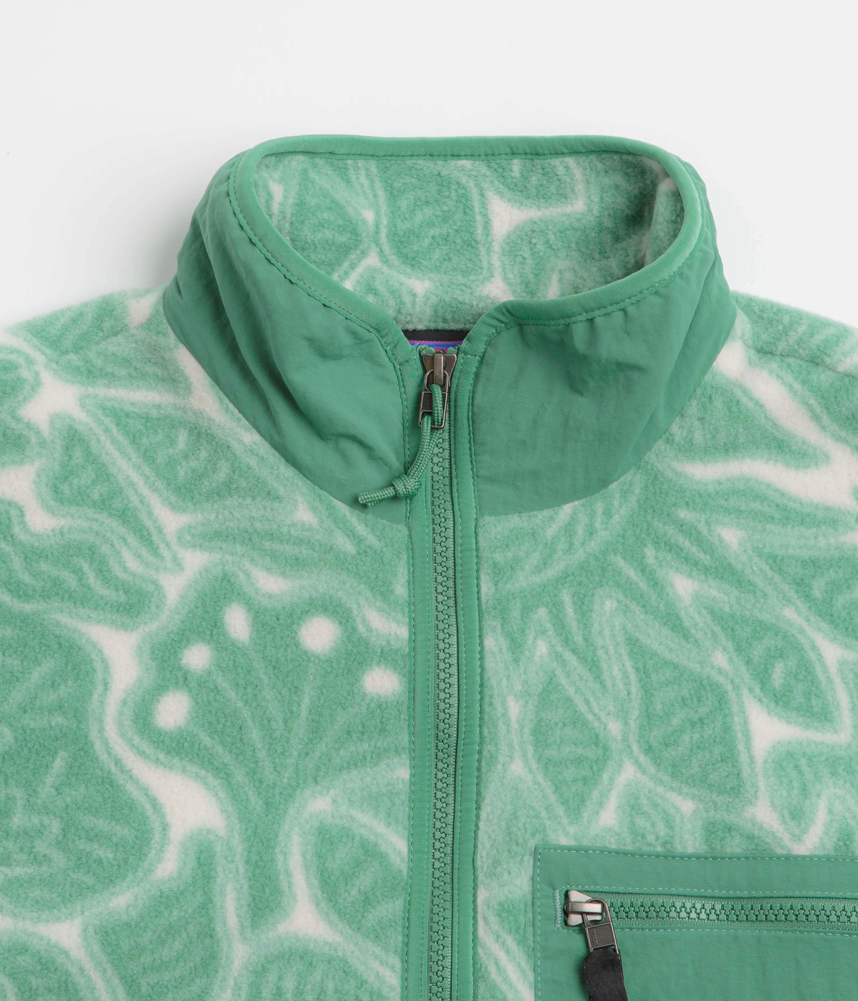 Travel Light Fit Water Resistant Fabric Patagonia Womens Synchilla Fleece Jacket - Bees and Flowers: Heartleaf Green