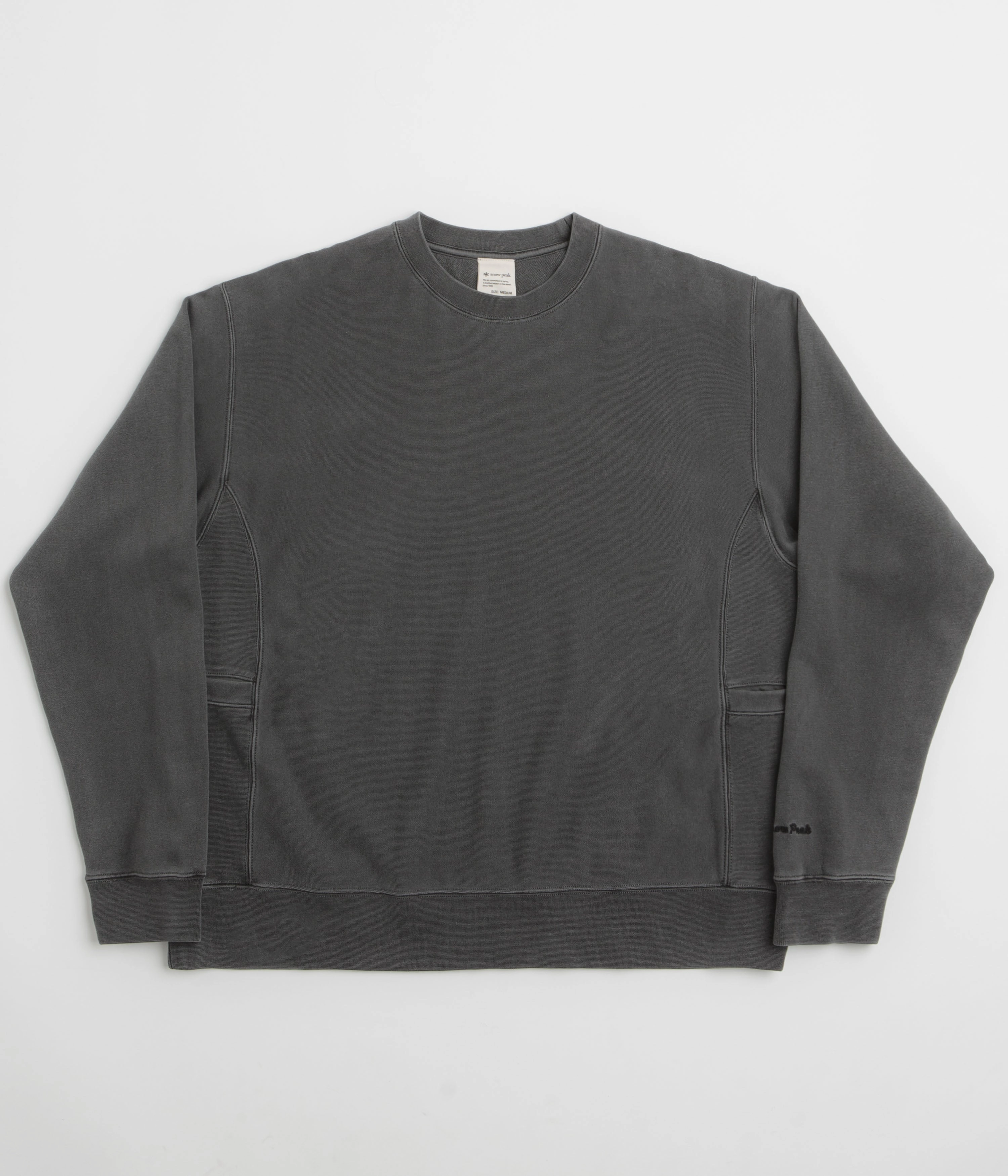 Cozy Knit Piece Snow Peak Garment Dyed Sweatshirt - Charcoal