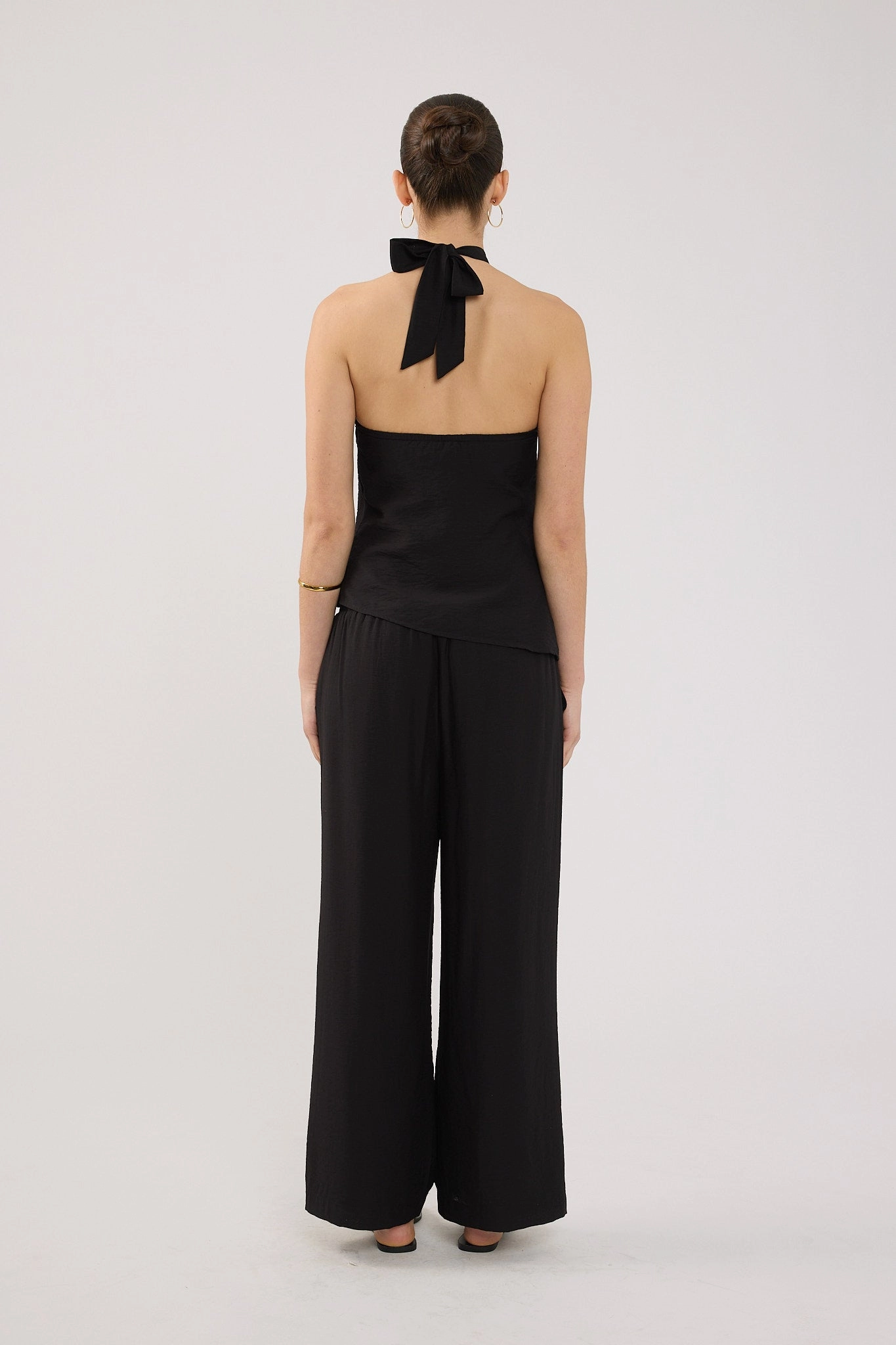Chic Style Flattering Cut Perfect Stranger Avalia Elastic Waist Pant Black