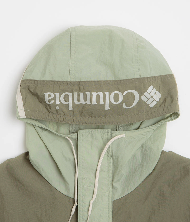 Columbia Challenger II Windbreaker Jacket - Safari / Stone Green Layered Look