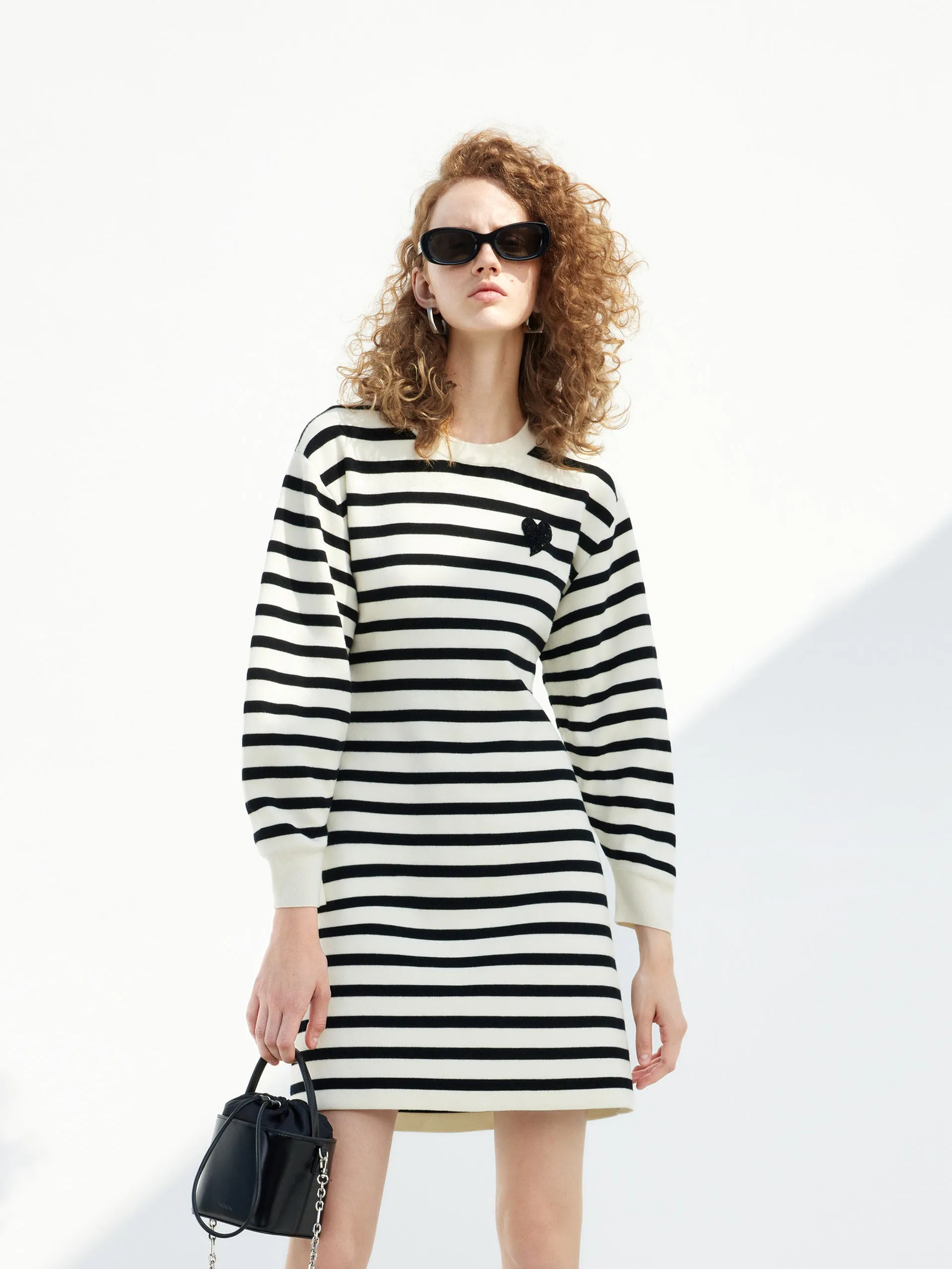 Striped Round Neck Dress Waist-Cinching Bright-colored piece