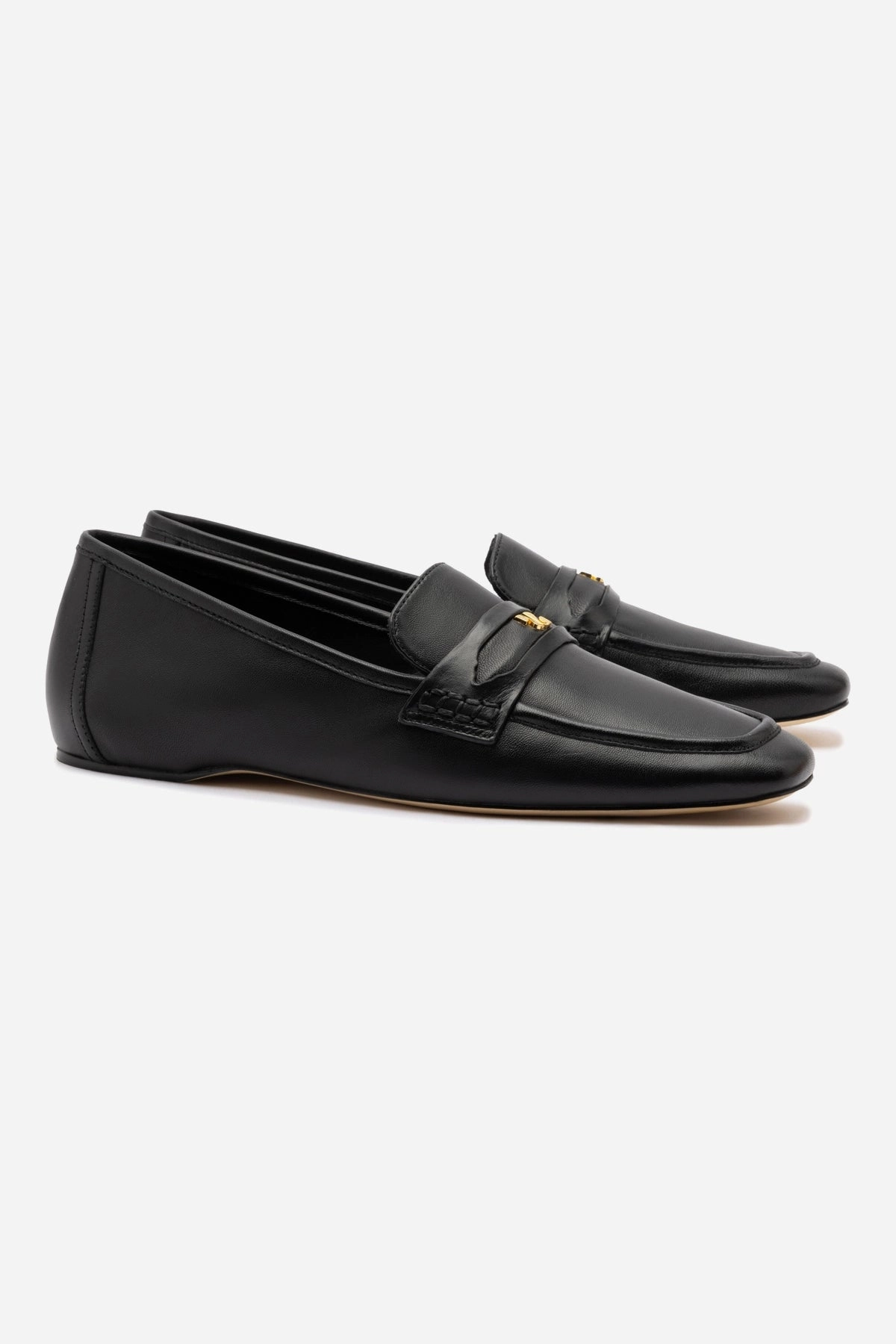 Classic Everyday Wear Swift Flow Suki Flat Loafer In Black Leather