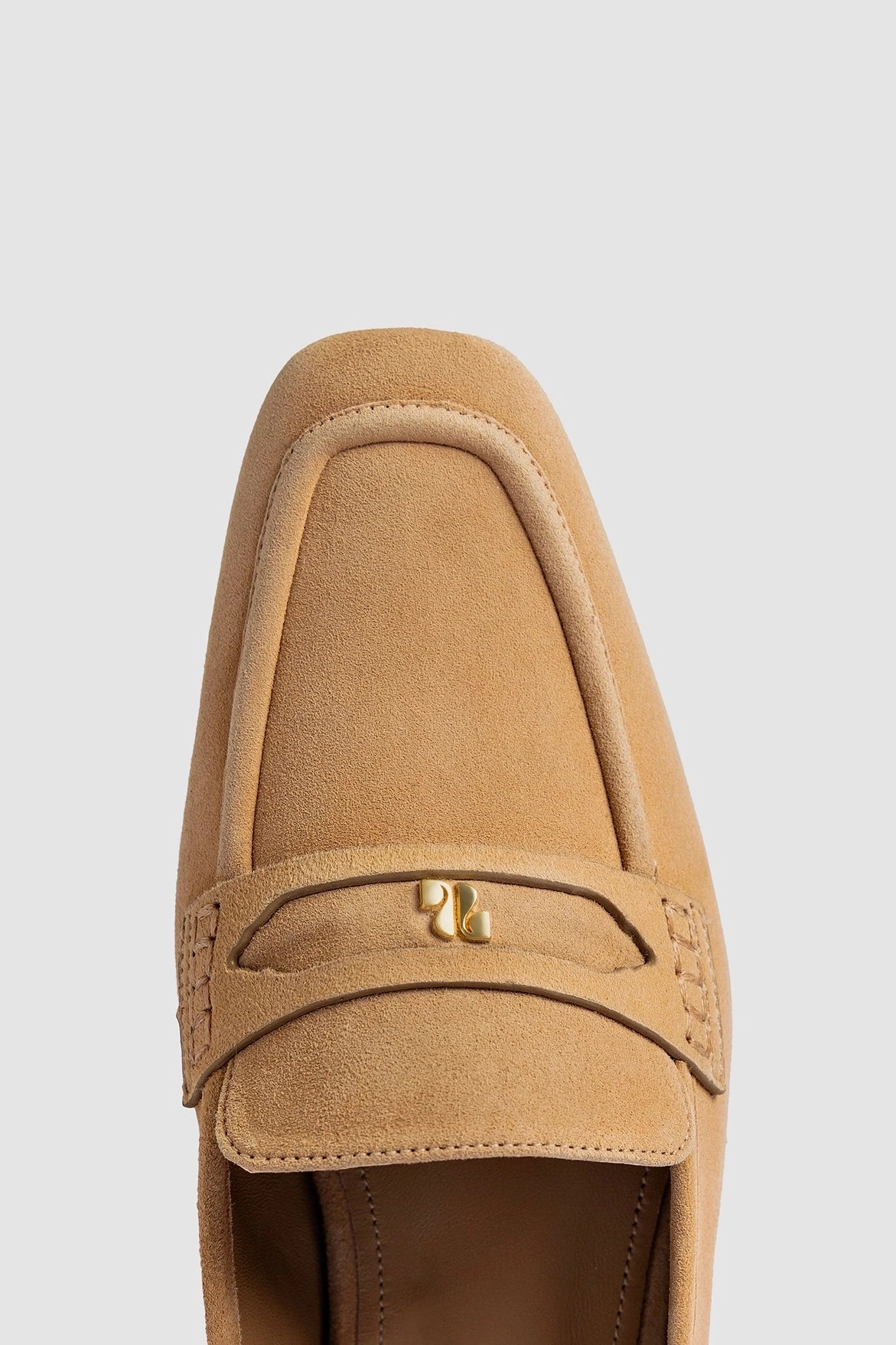 Suki Flat Loafer In Peanut Suede Grass Path Style Driven