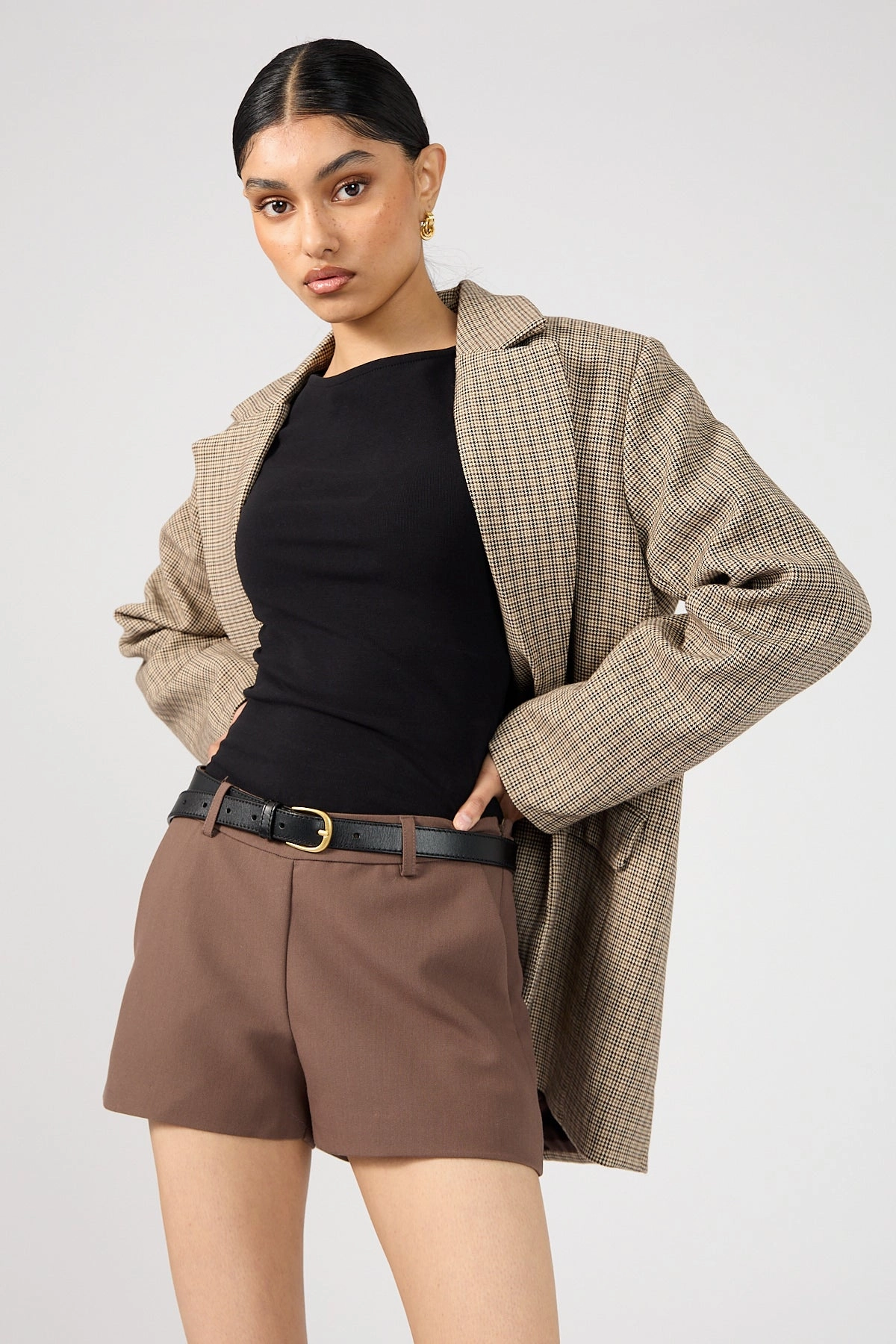 Perfect Stranger Luca Low Rise Shorts Taupe fashion industry suede look