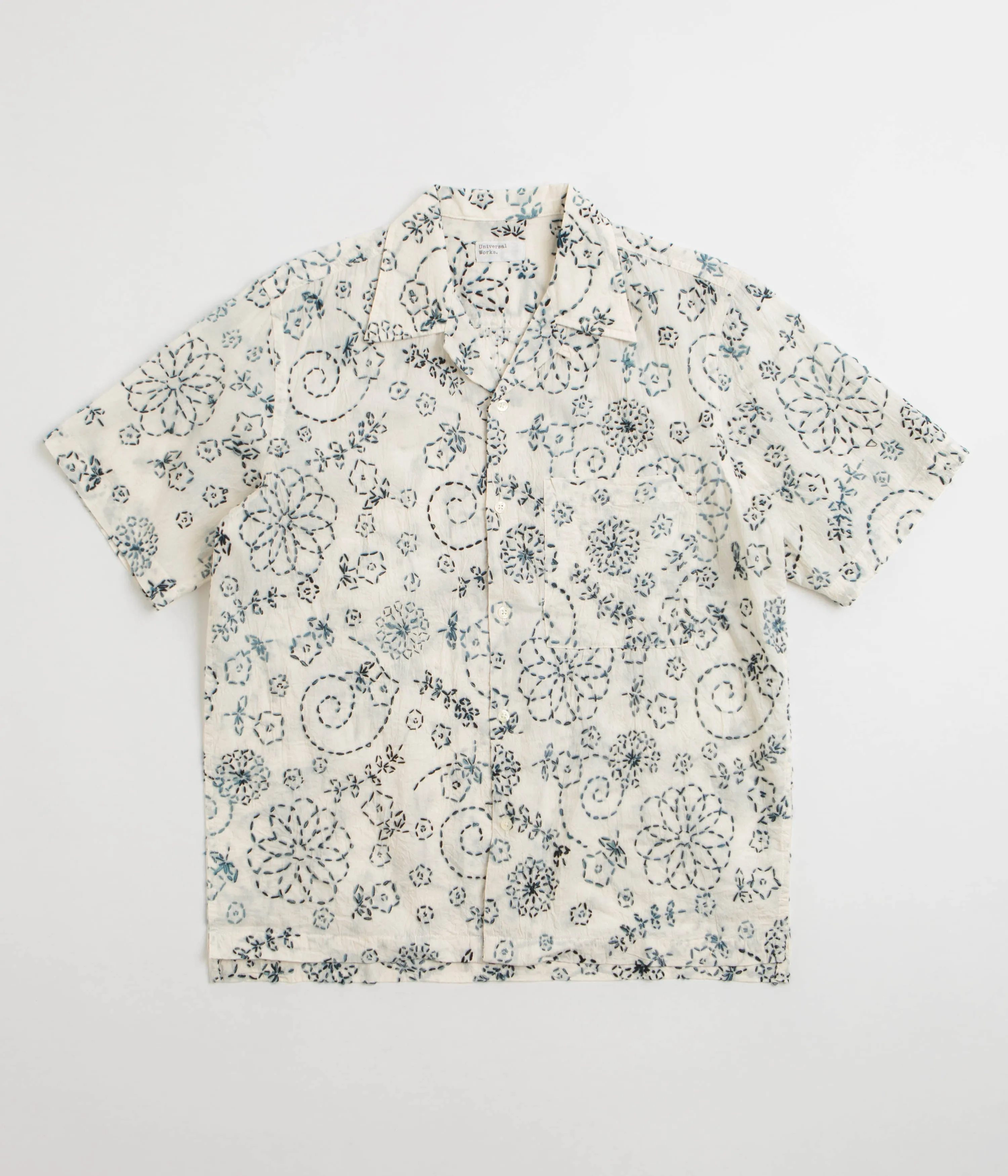 Ethical production Tailored Cuffs Universal Works Camp Shirt - Ecru Charcoal