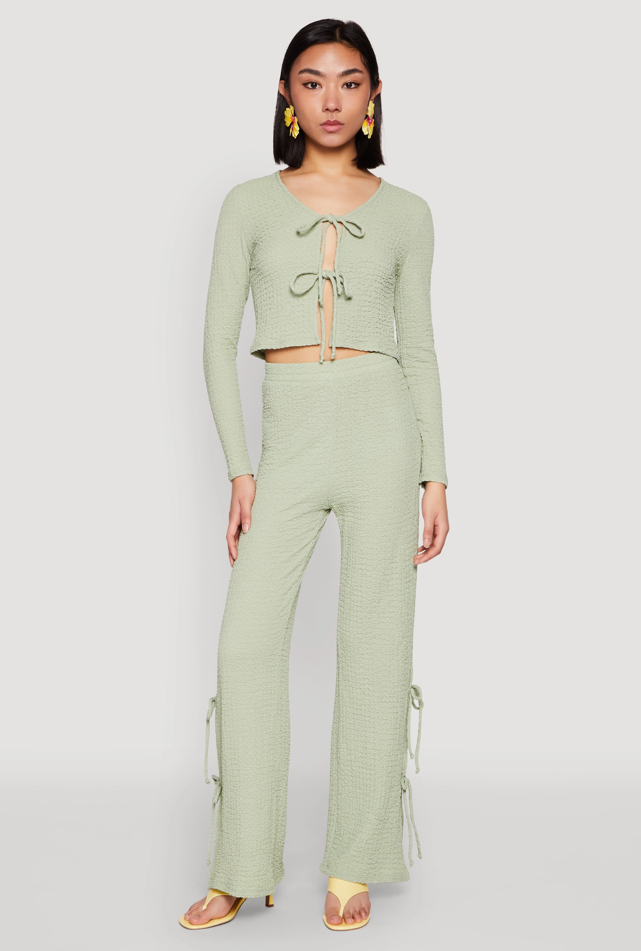 Textured Knit Double Tie Front Crop Top color - fast Wrinkle prone