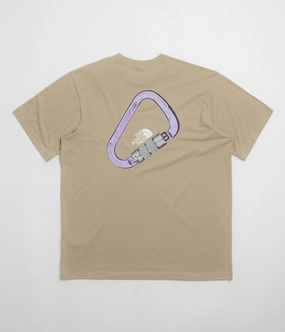 The North Face Explore Carabiner Relaxed T-Shirt - Mushroom Grey Relaxed Smart